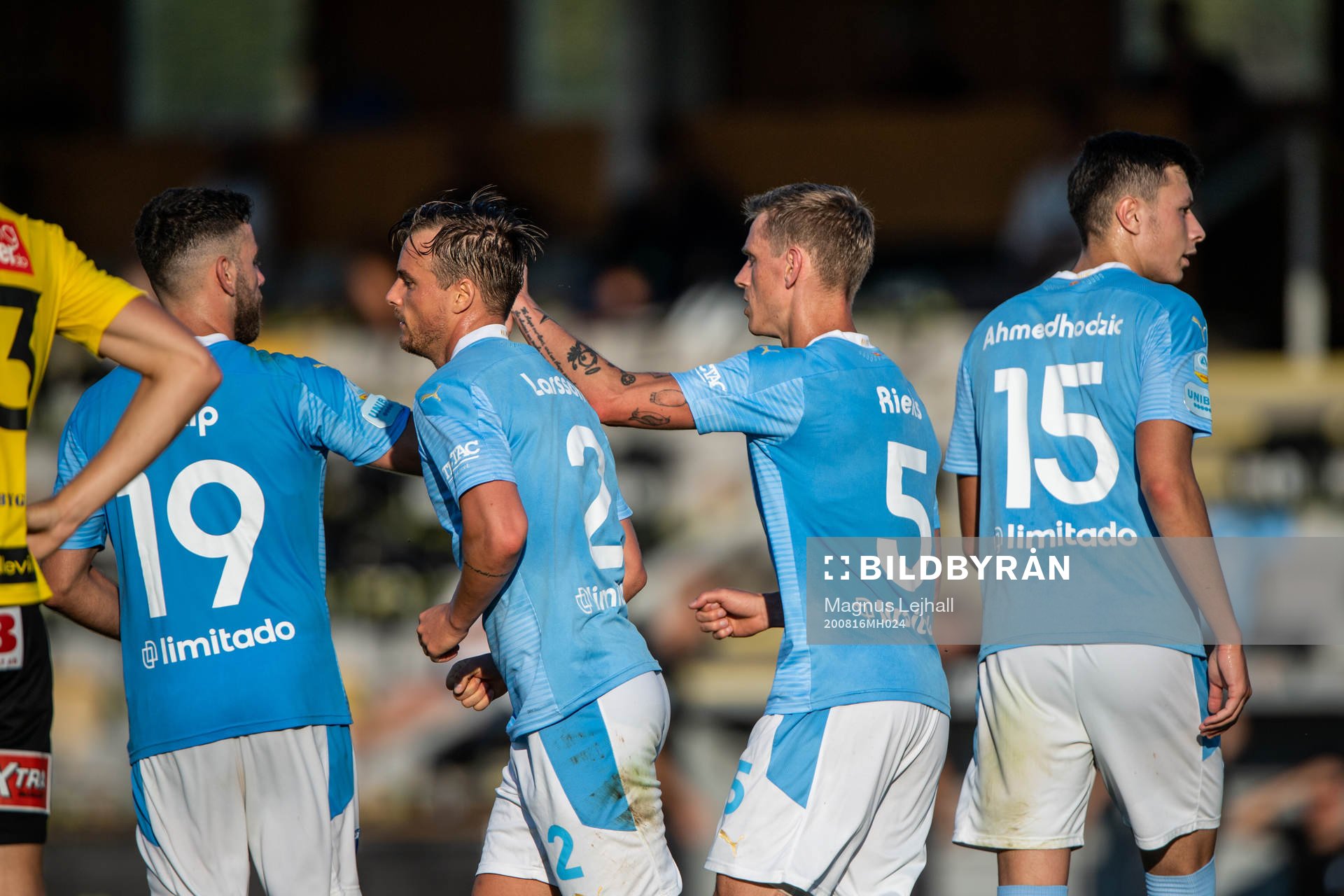 Malmö FFs Sören Rieks jublar med lagkamrater