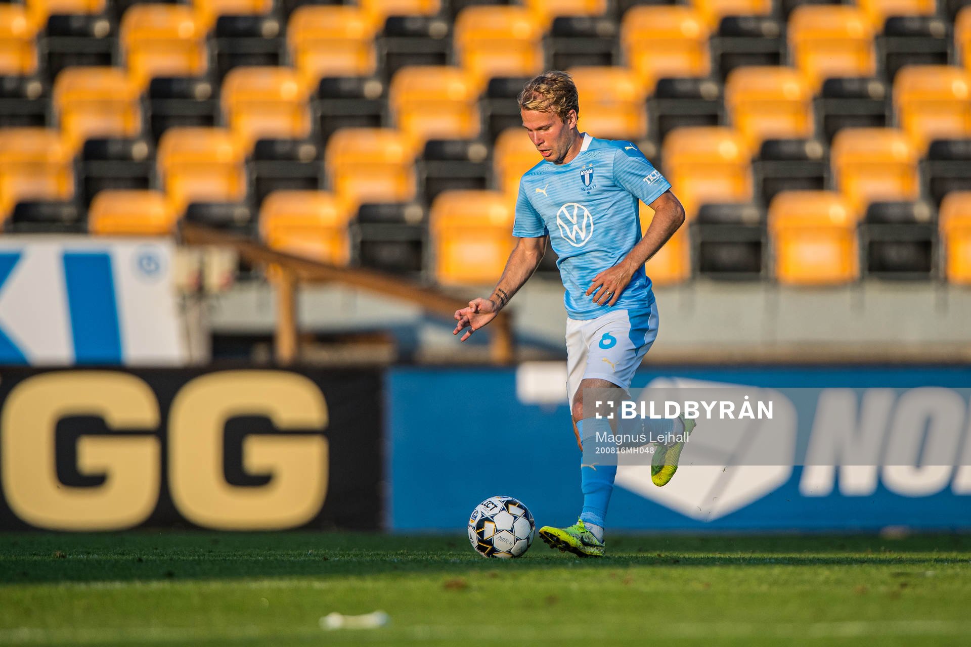 Malmö FFs Oscar Lewicki