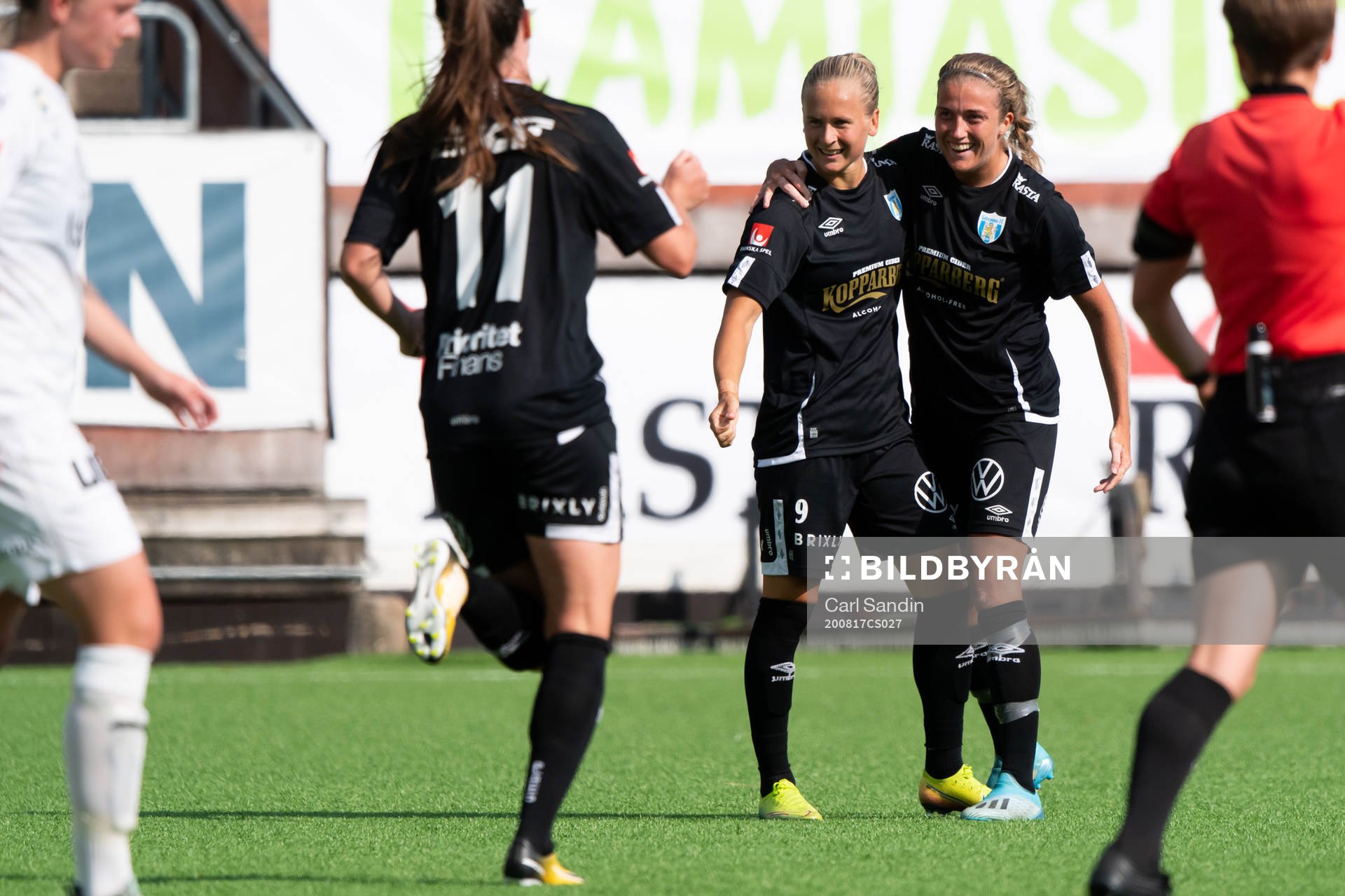 Göteborgs Filippa Curmark och Filippa Angeldal jublar
