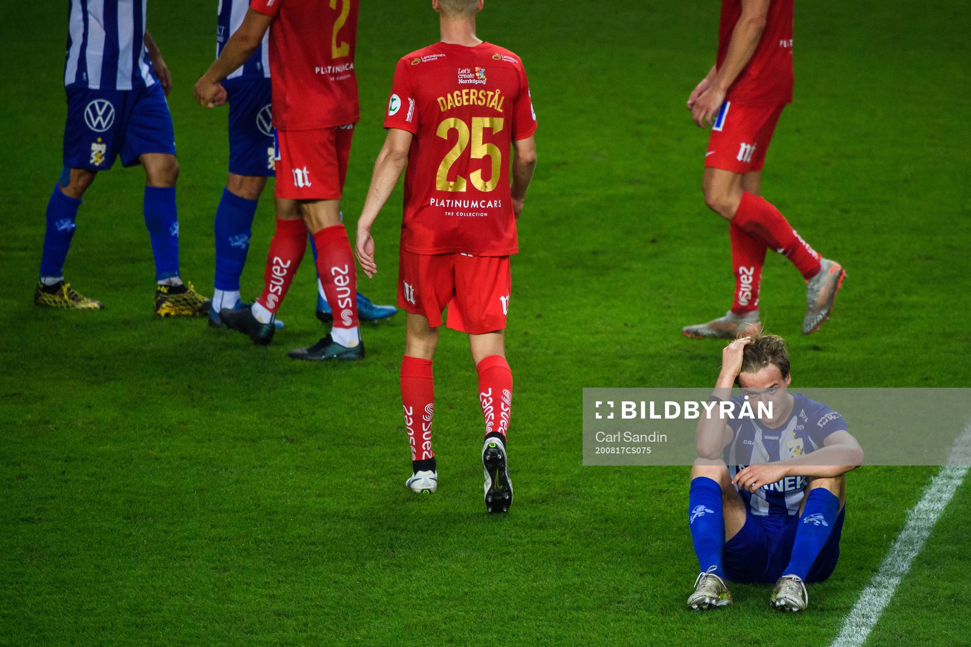 IFK Göteborgs August Erlingmark deppar
