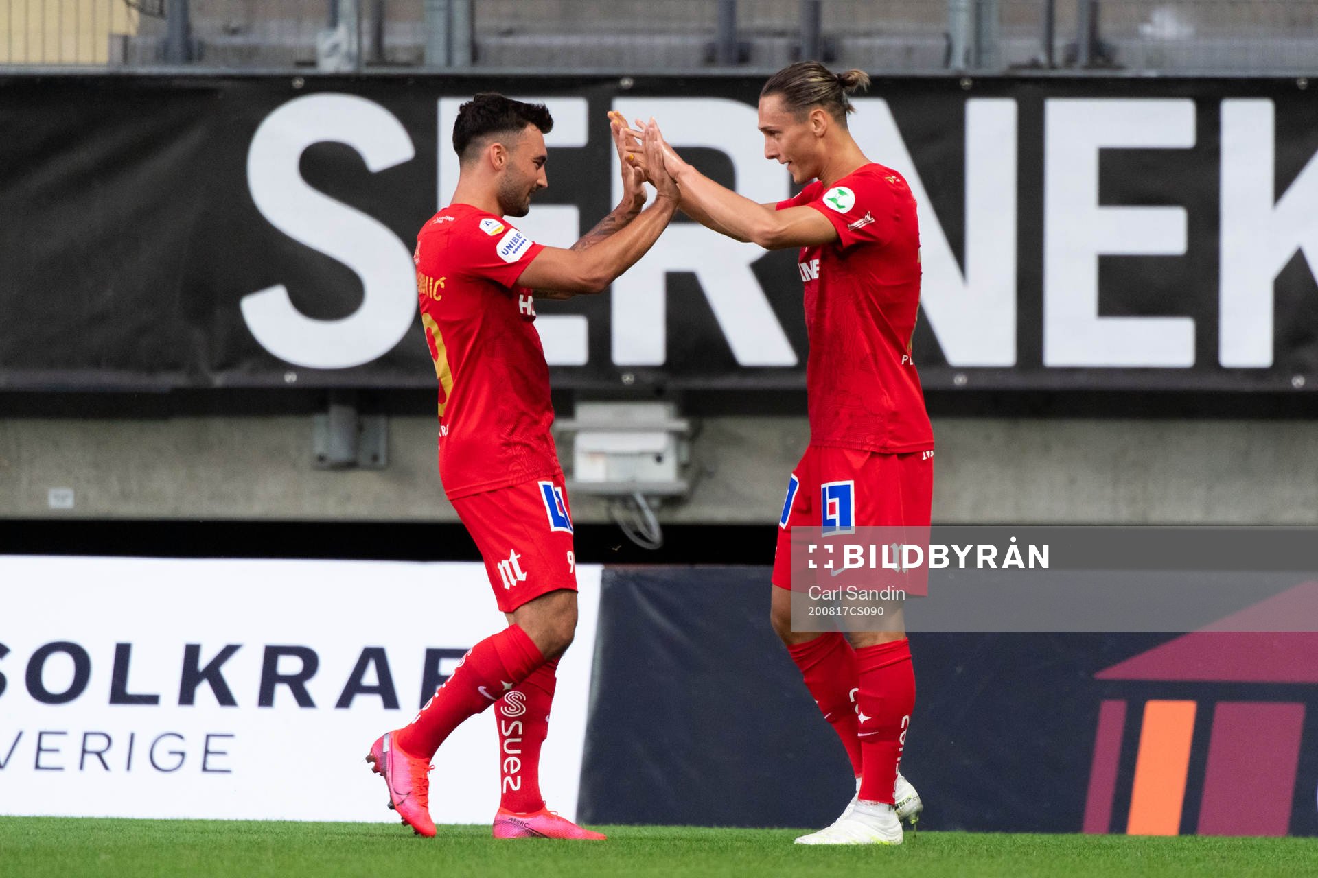 IFK Norrköpings Sead Haksabanovic och Jonathan Levi jublar