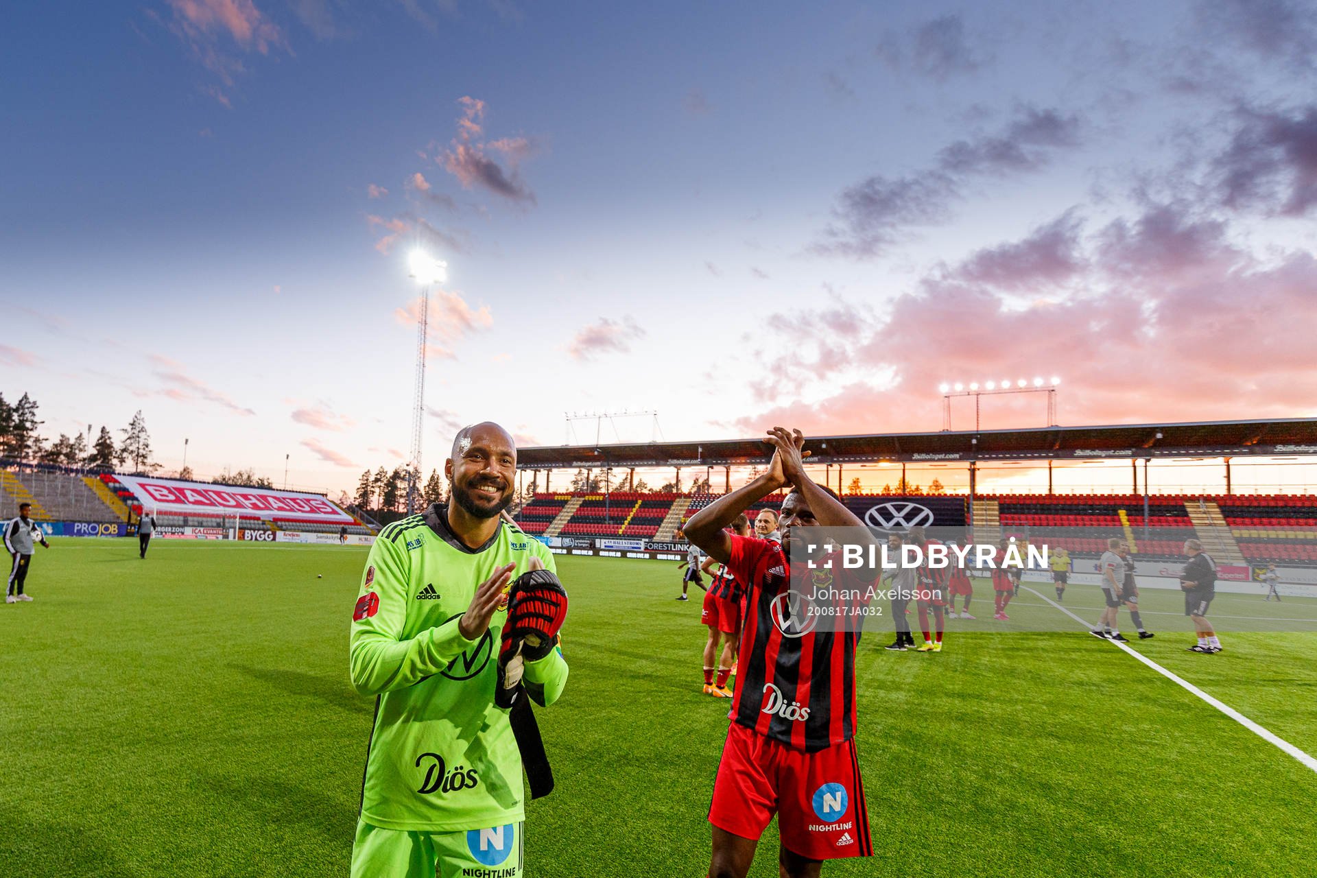 Östersunds målvakt Aly Keita och Kalpi Wilfried Ouattara