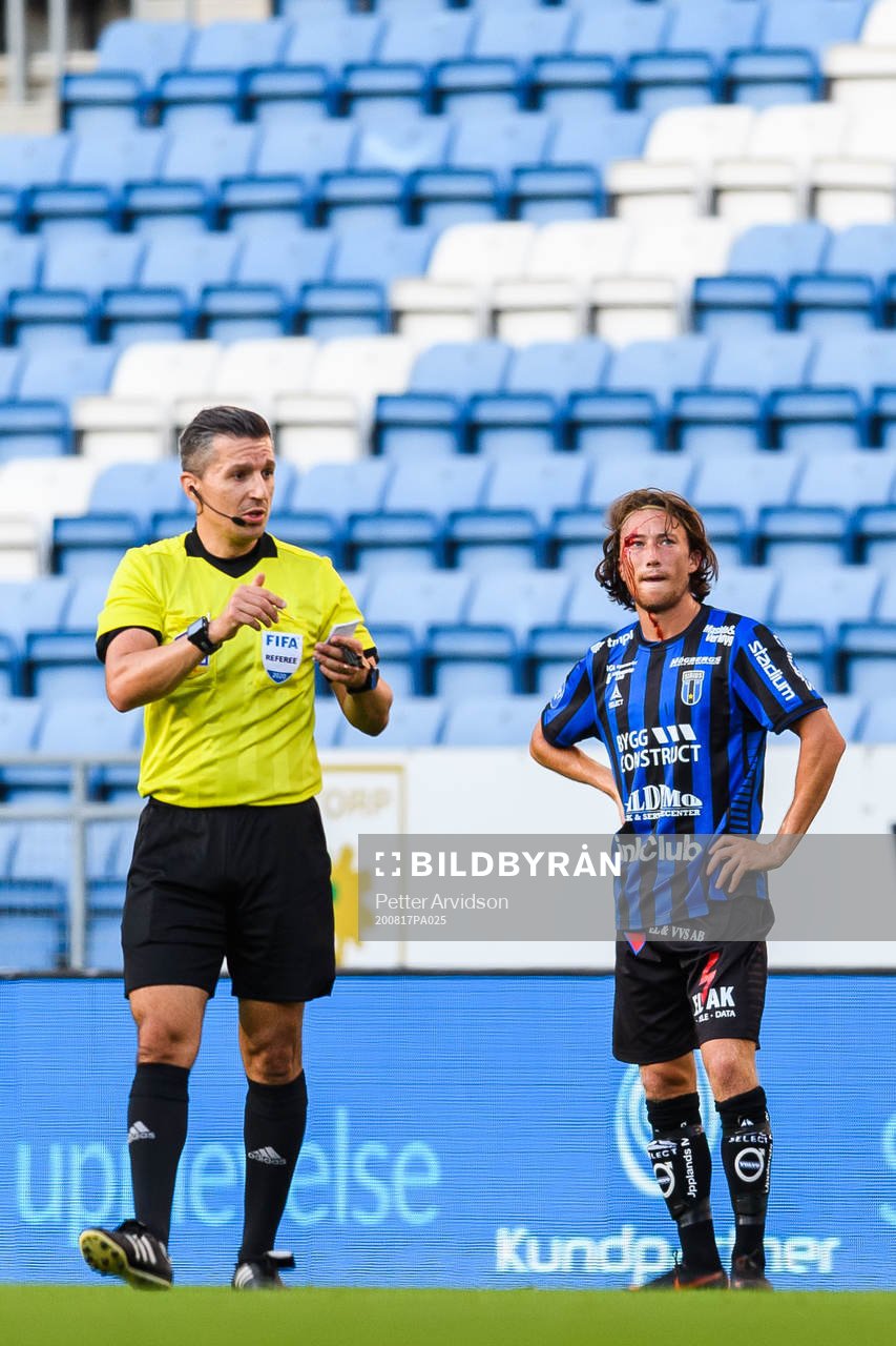 Domare Bojan Pandzic och Sirius Axel Björnström som