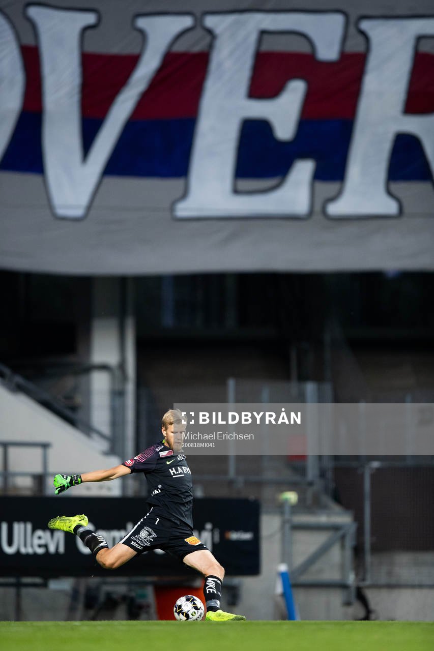 Örgrytes målvakt Fredrik Andersson