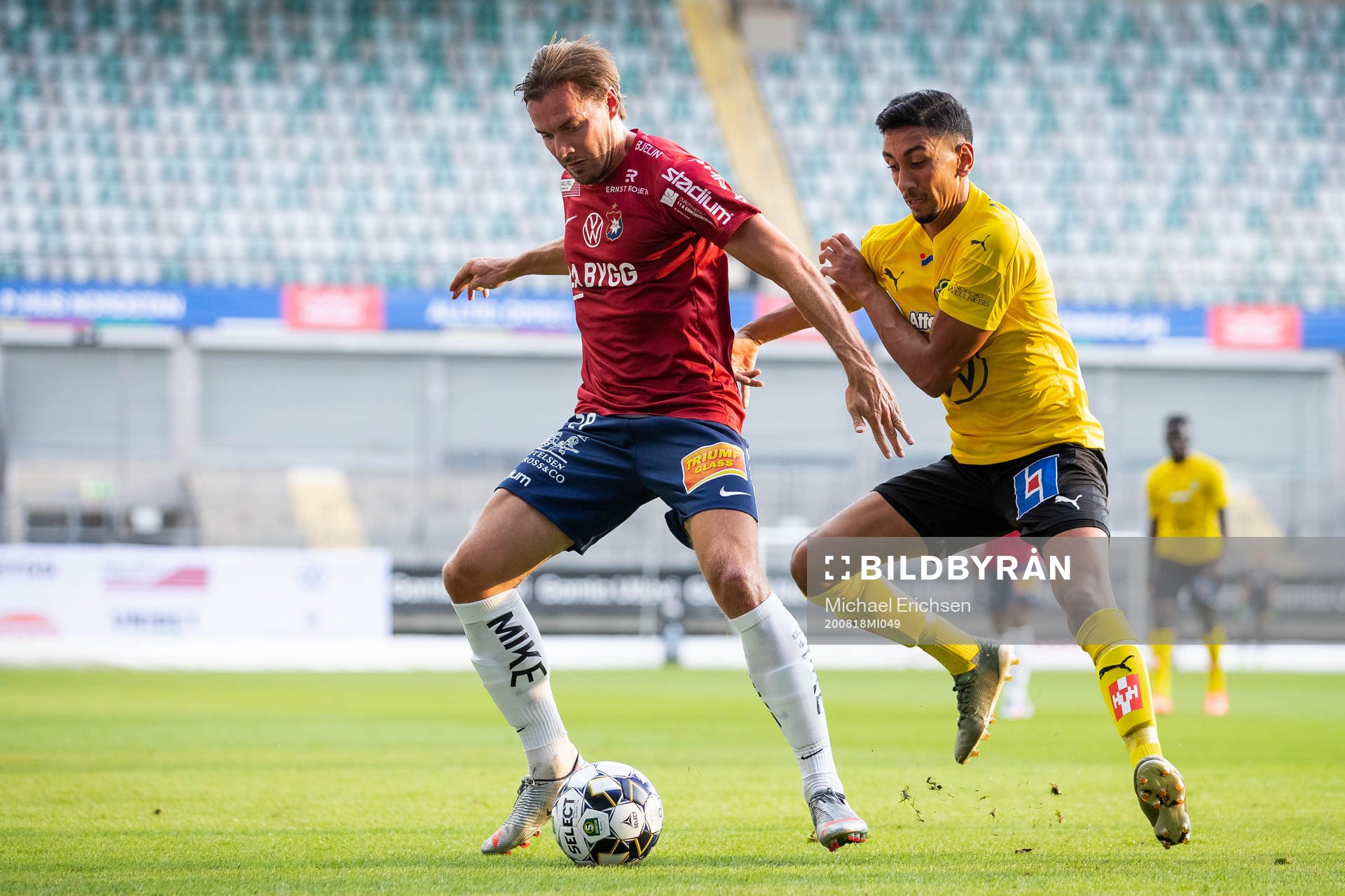 Örgrytes Danny Ervik och Jönköpings Amir Al-Ammari