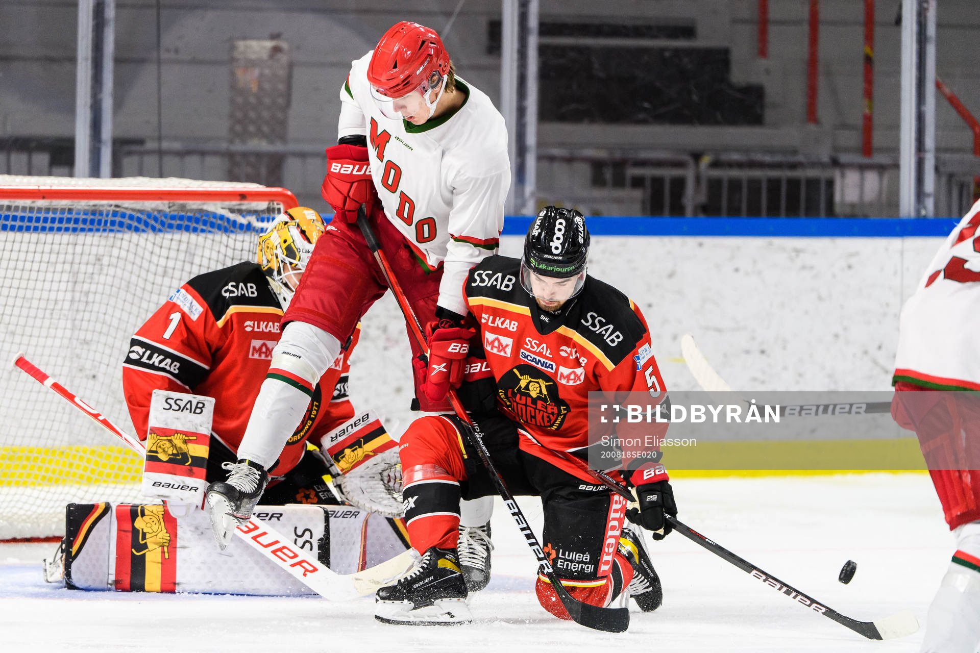 Modos Gustav Olhaver och Luleås Eddie Larsson