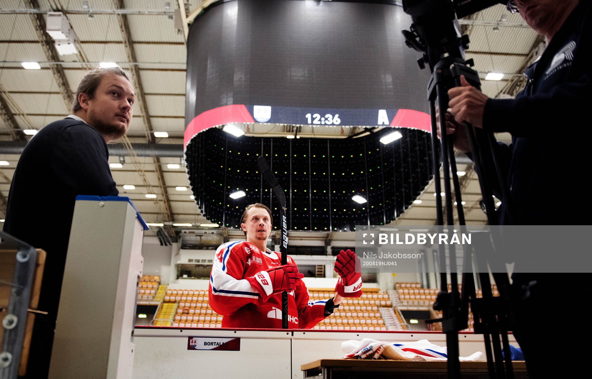 Timrås Jonathan Dahlen spelar in film