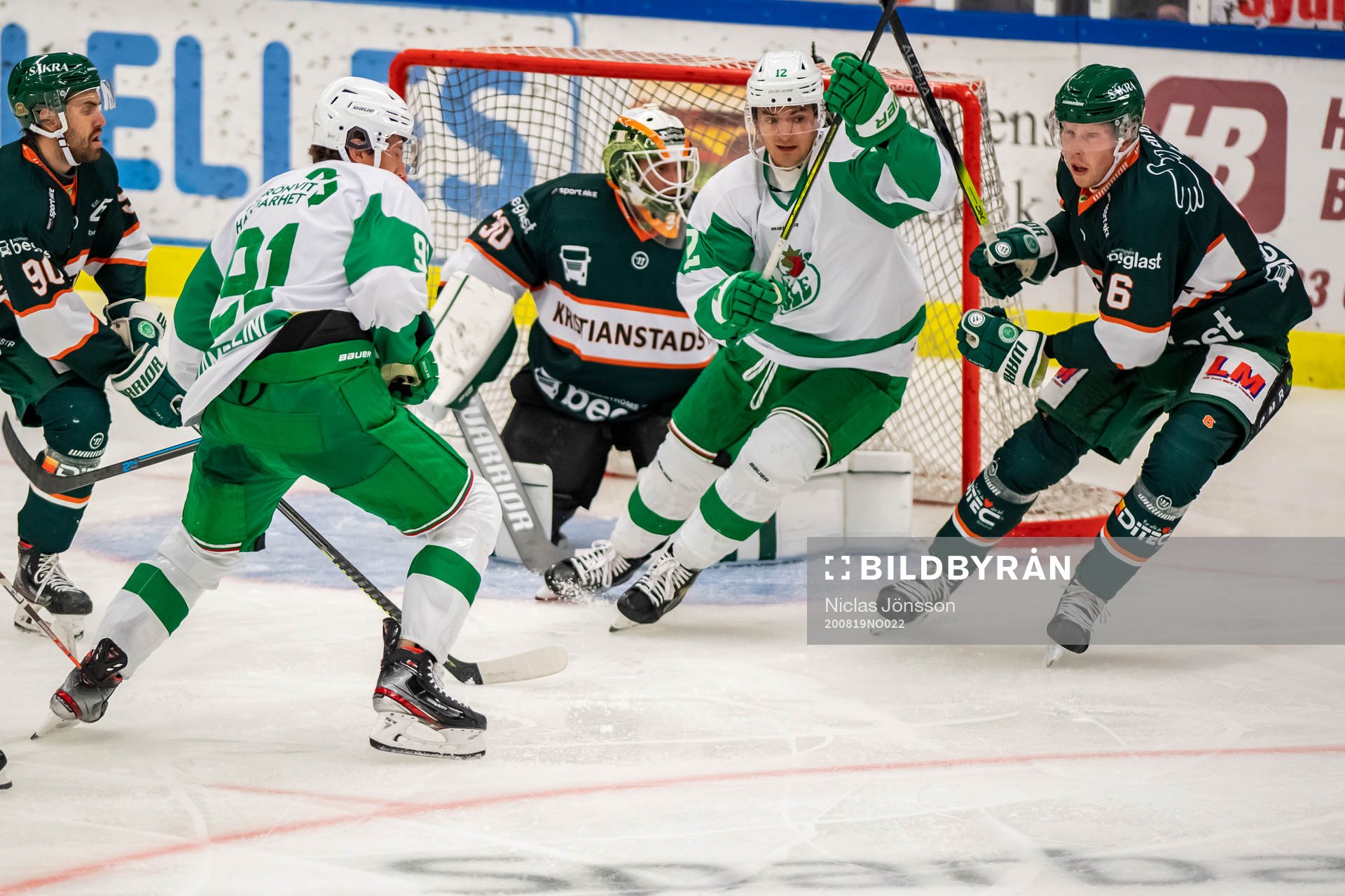 Rögles Adam Tambellini och Brady Ferguson oroar framför