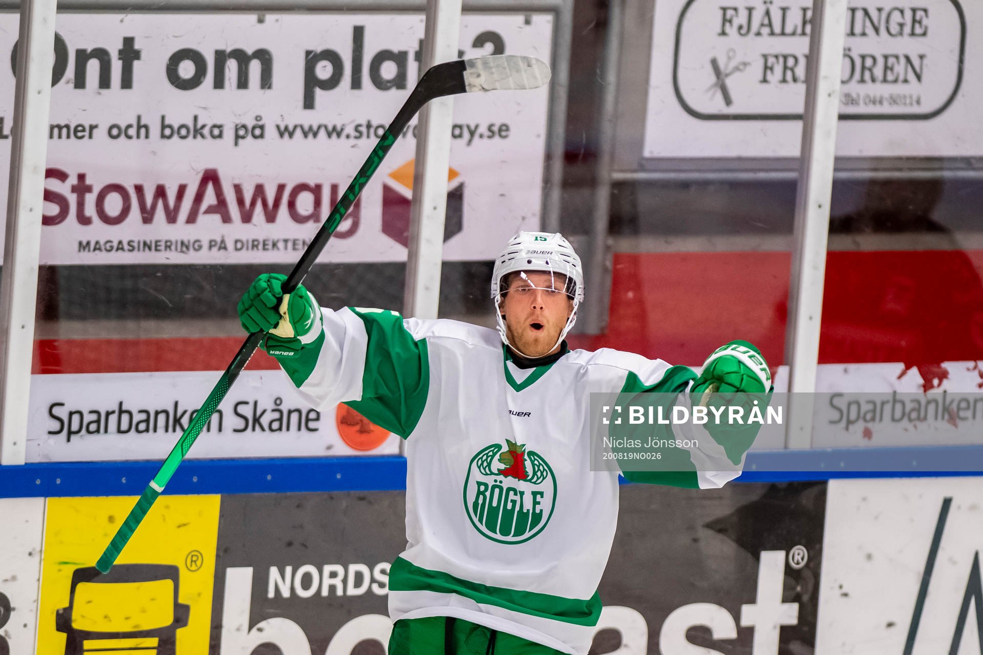 Rögles Simon Ryfors  jublar