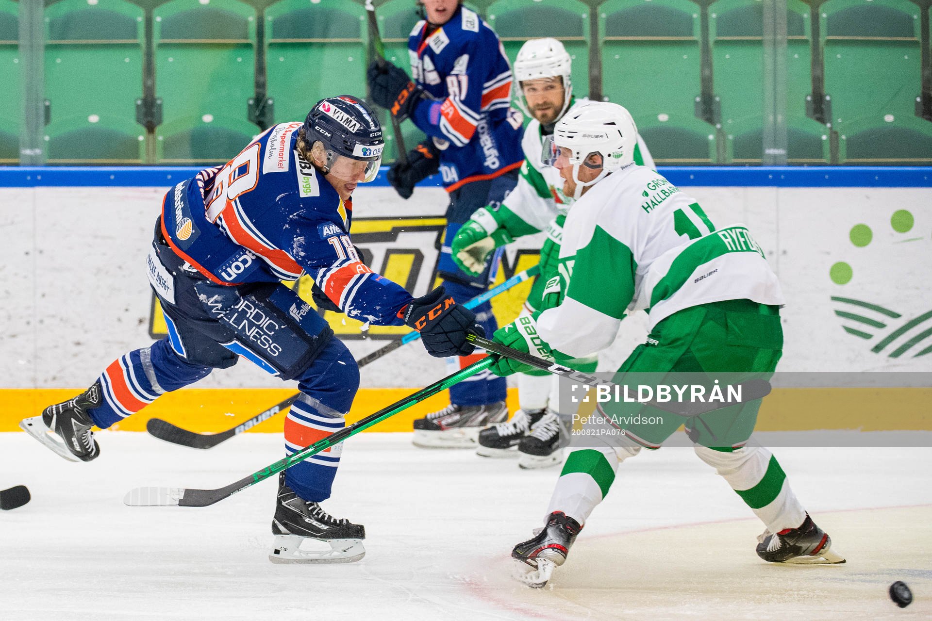 Växjös Marcus Sylvegård och Rögles Simon Ryfors