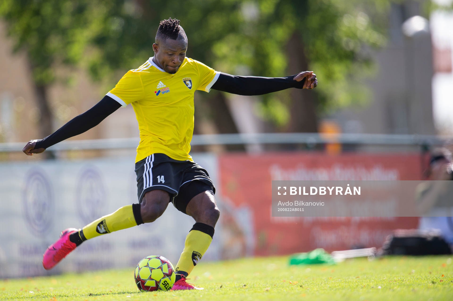 Malmö Citys Steven Gabriel under fotbollsmatchen i division 3 Södra Götaland mellan Högaborg och Malmö City den 22 augusti 2020 i Helsingborg.