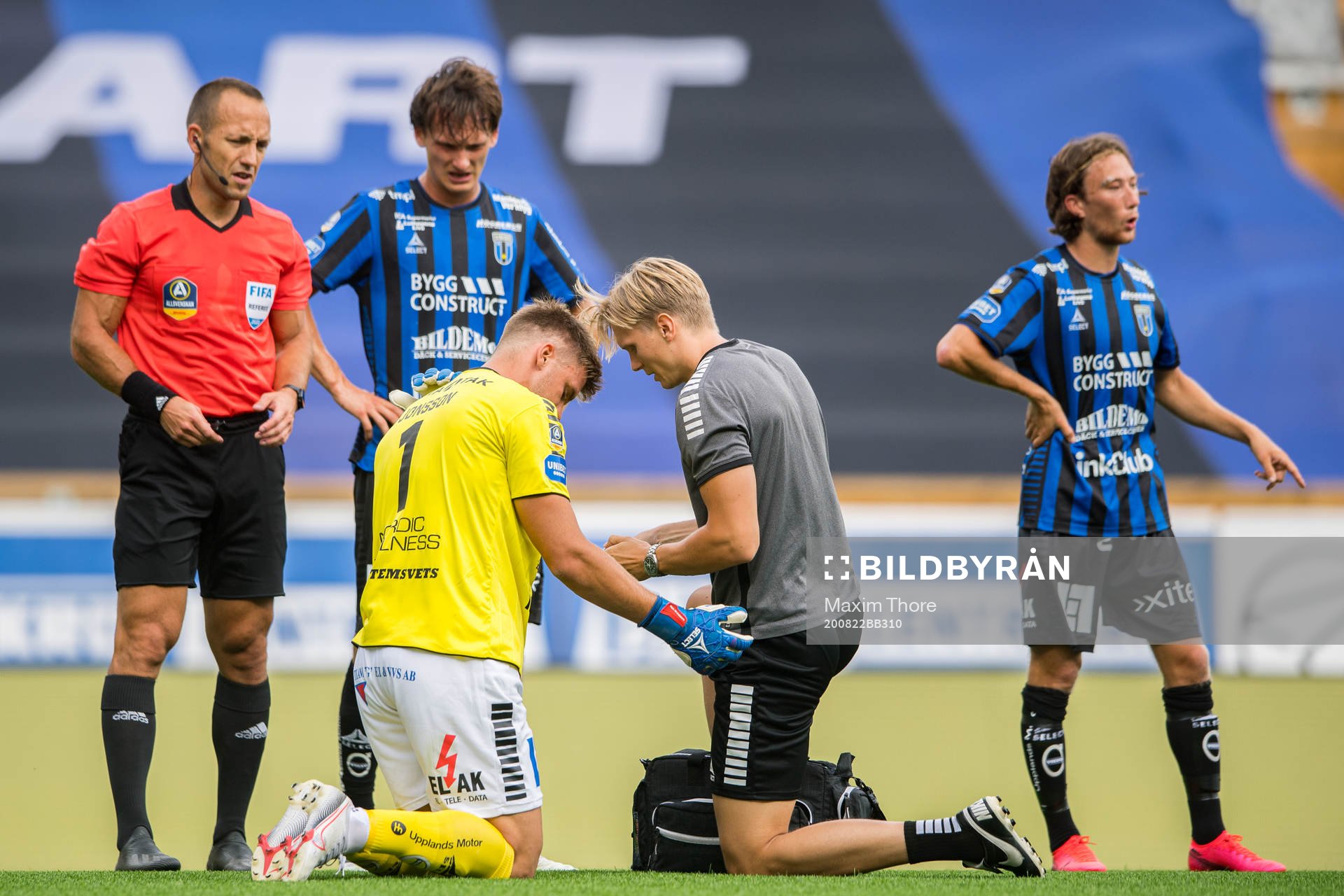 Sirius målvakt Lukas Jonsson får vård
