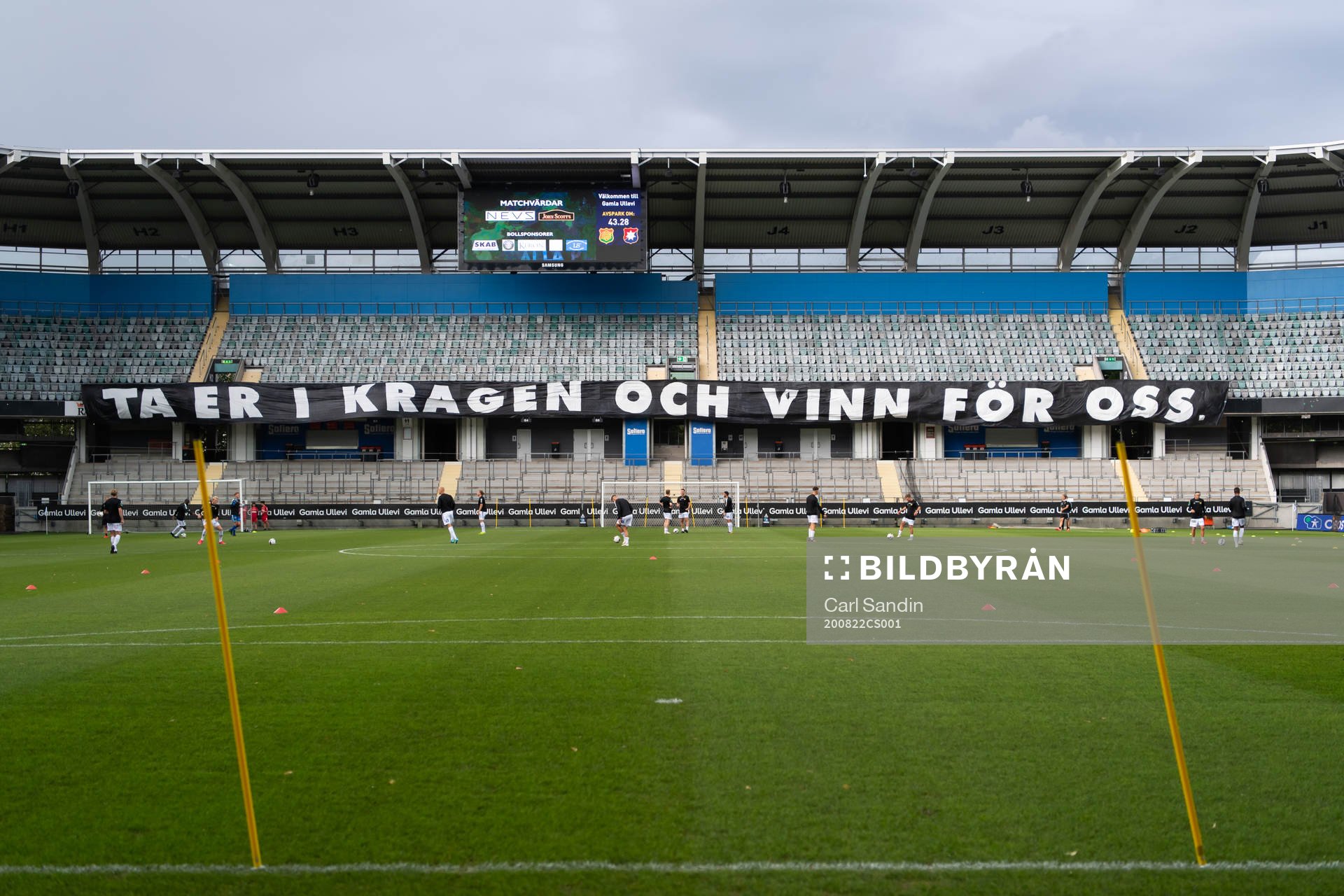 Tifo från Gais supportrar på läktaren innan