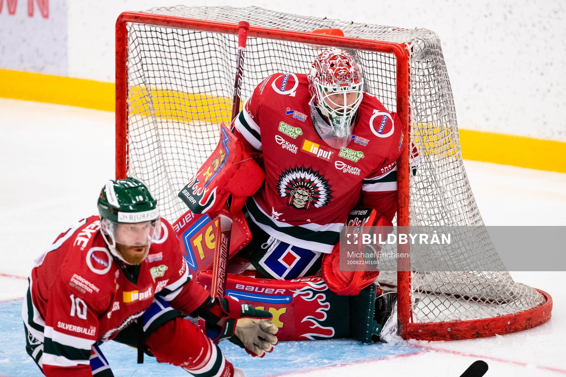 Frölundas Jens Olsson och målvakt Niklas Rubin