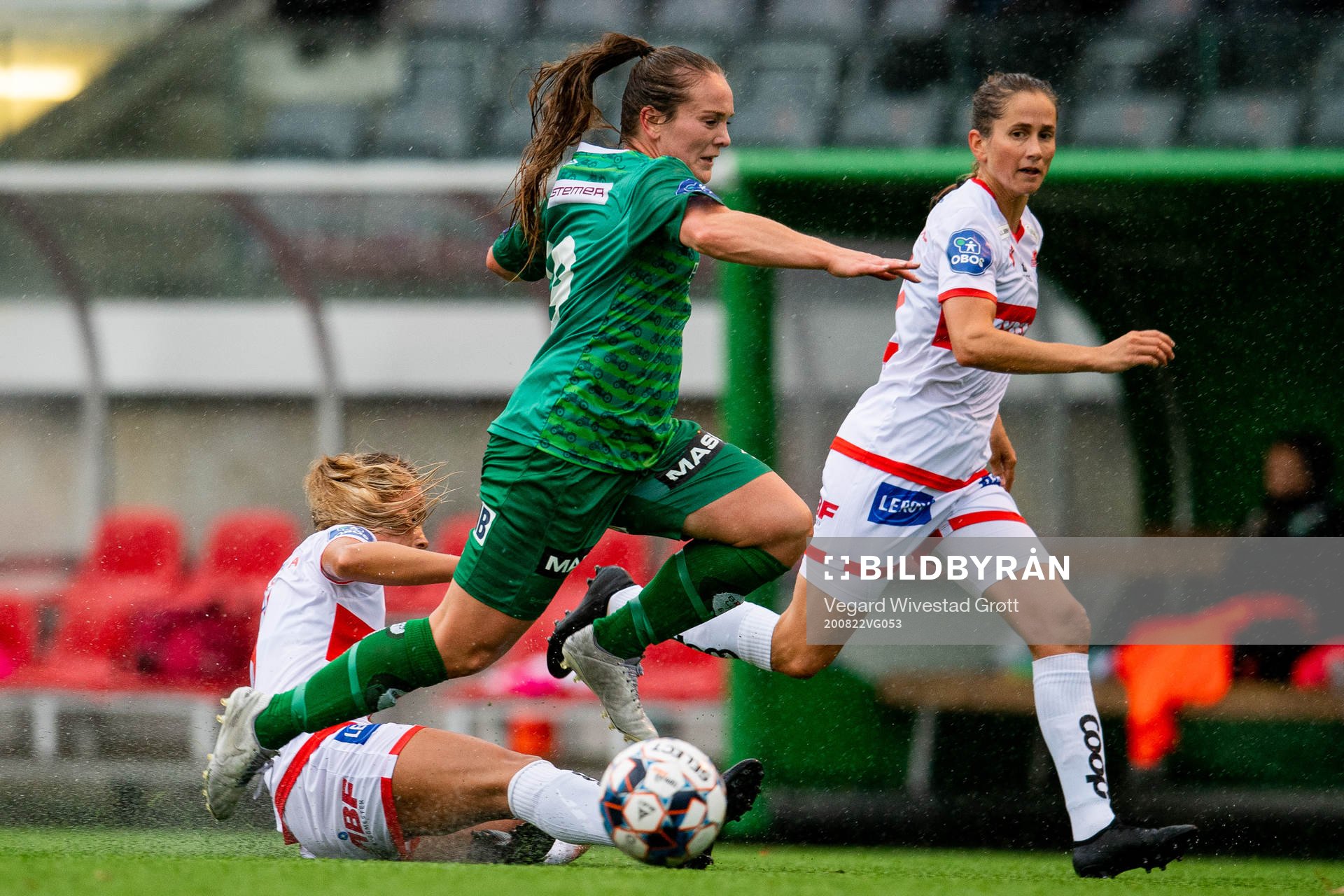 Ingrid Stenevik of Sandviken, Hege Hansen of Klepp and