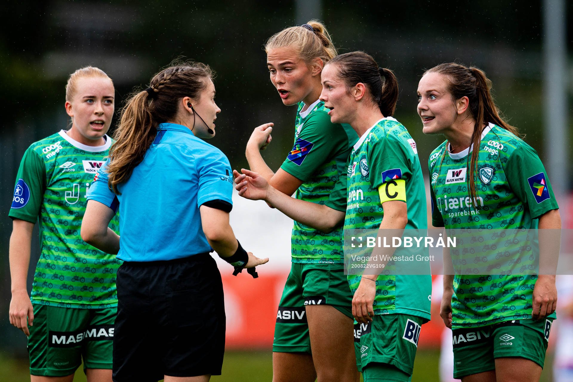 Marthine Østenstad, Tuva Hansen and Hege Hansen of Klepp