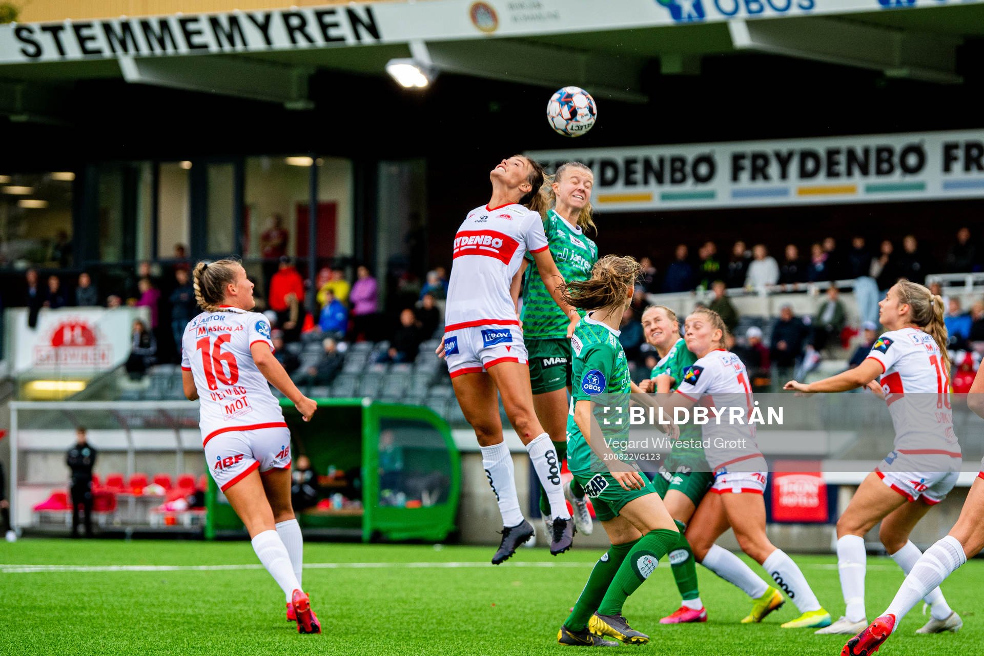 Ingrid Stenevik of Sandviken and Mille Aune of Klepp