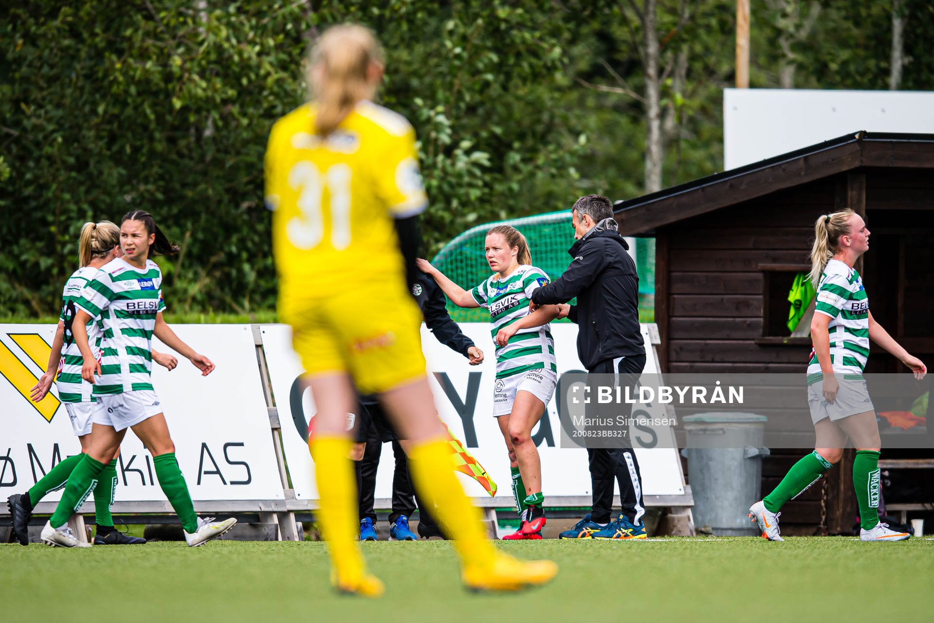 Maren Volden Snekvikof KIL/Hemne leaves the pitch with an