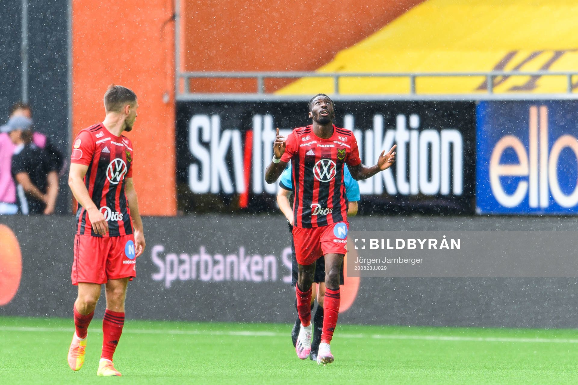 Östersunds Blair Turgott jublar