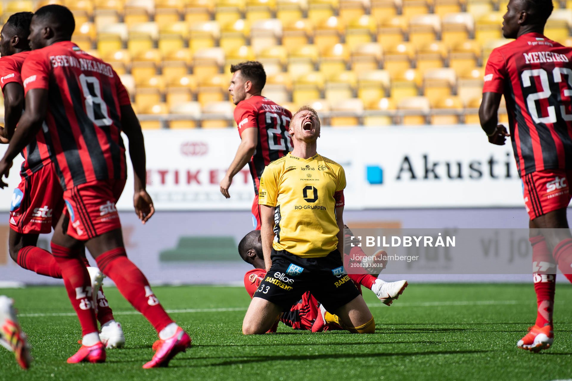 Elfsborgs Sivert Heltne Nilsen reagerar