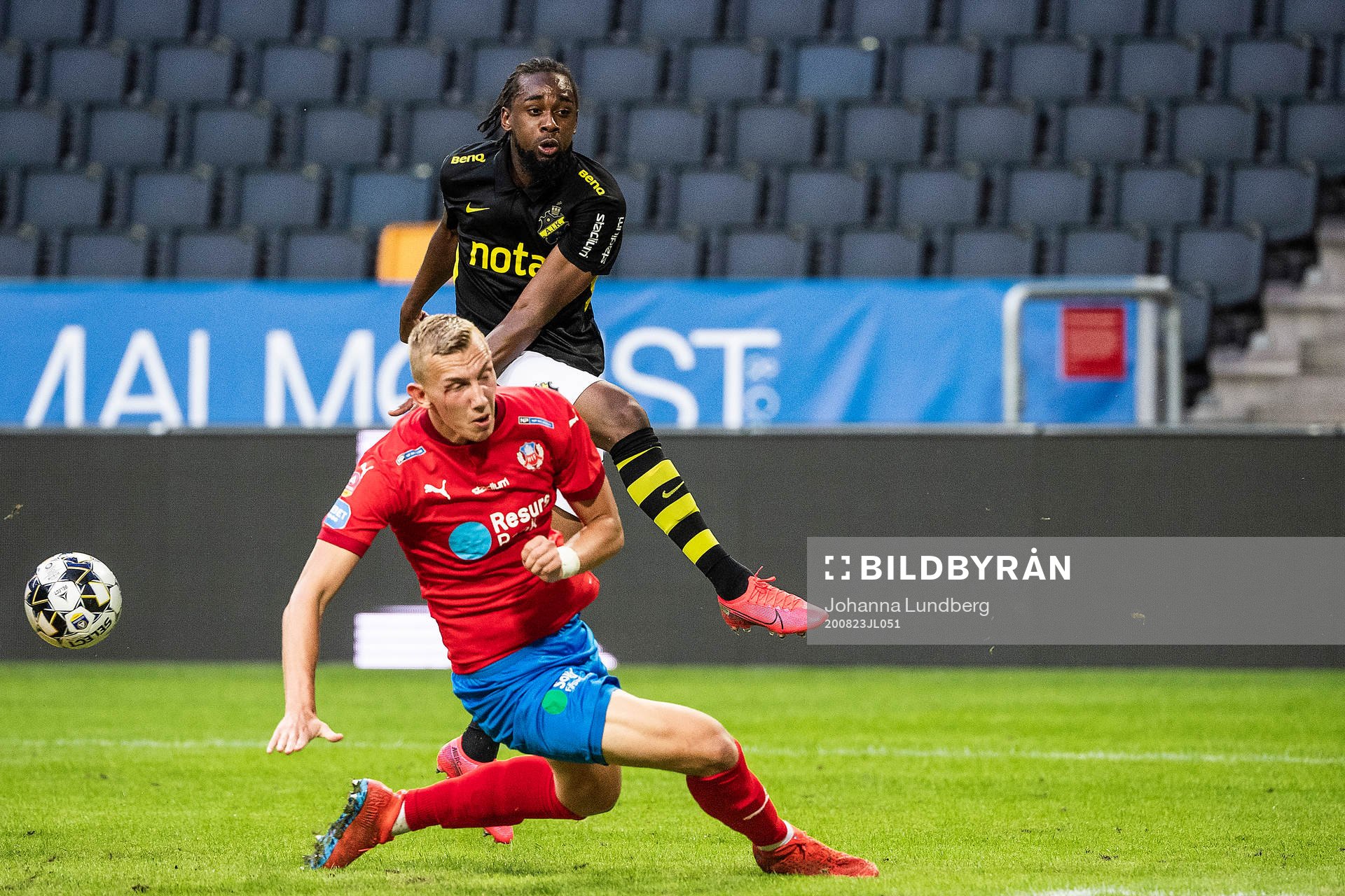s Heradi Rashidi och Helsingborgs Jakob Voelkerling Persson