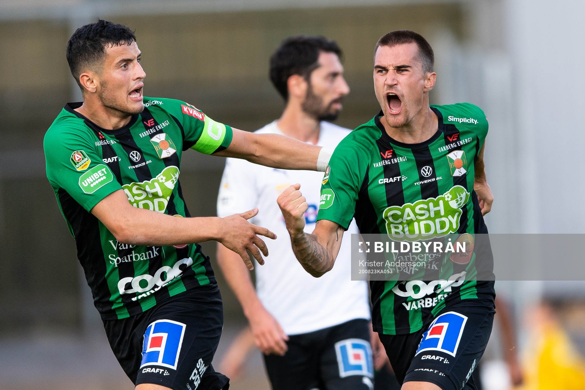 Varbergs Astrit Selmani och Jon Birkfeldt jublar