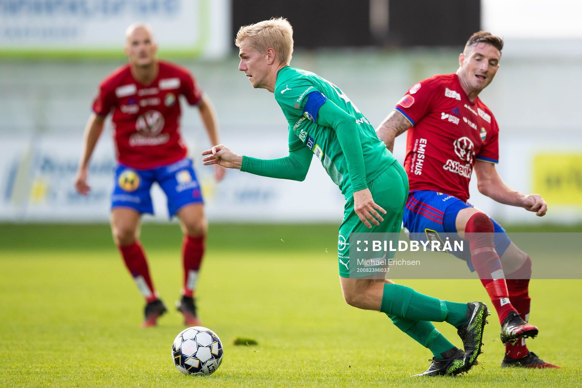 Ljungskiles Erik Lund och Östers James Keene