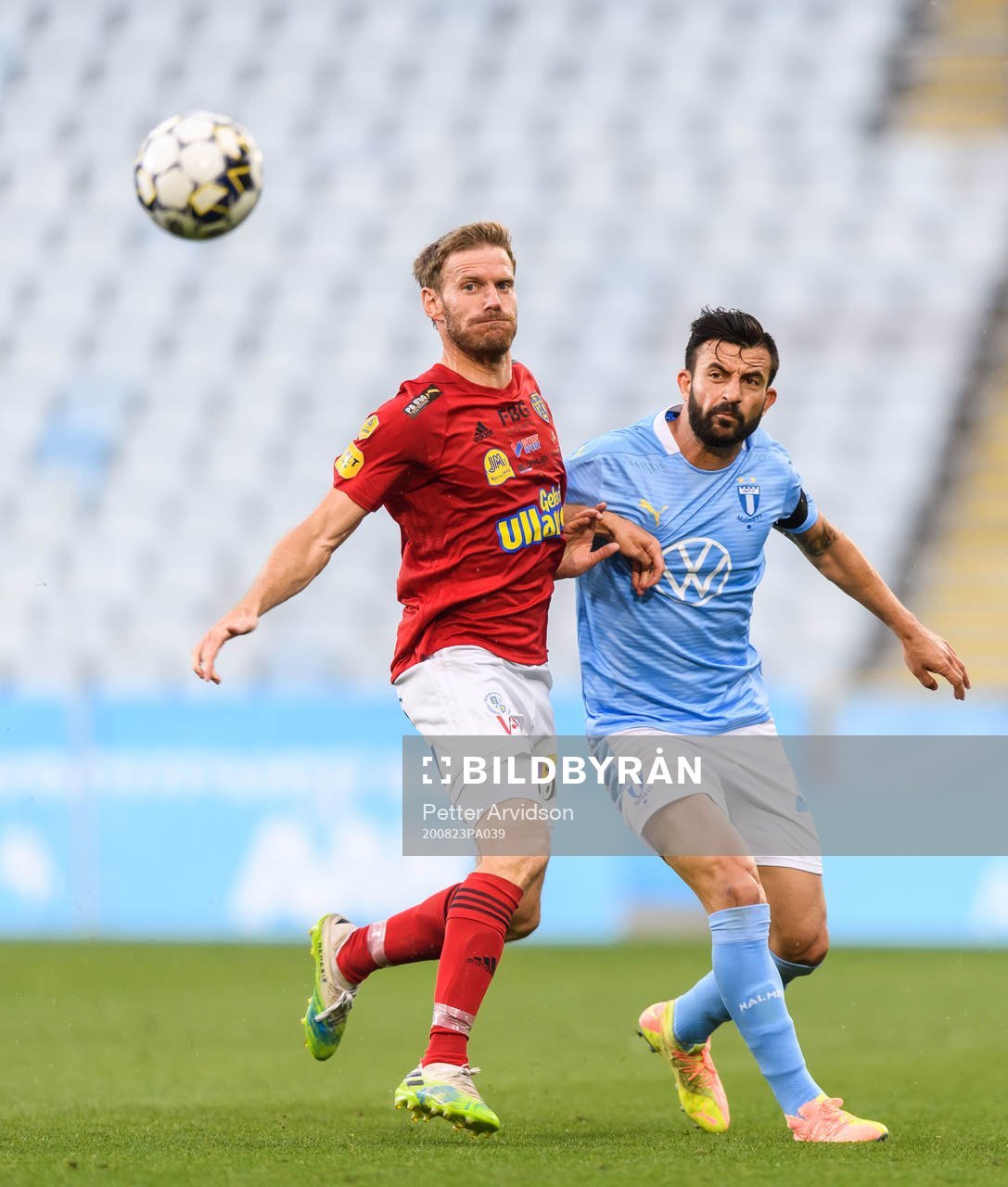 Falkenbergs Karl Söderström och Malmö FFs Behrang Safari