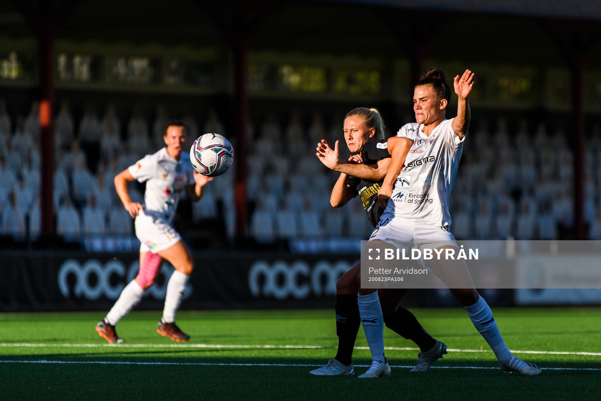 Rosengårds Katrine Veje och Göteborgs Emma Koivisto