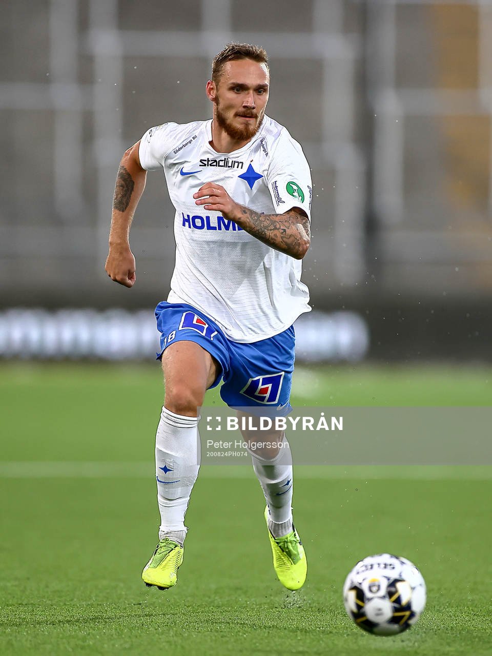 <nn18<under fotbollsmatchen i Allsvenskan mellan IFK