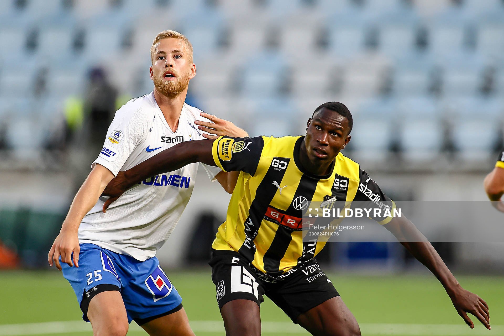 IFK Norrköpings Ísak Bergmann Jóhannesson och Häckens