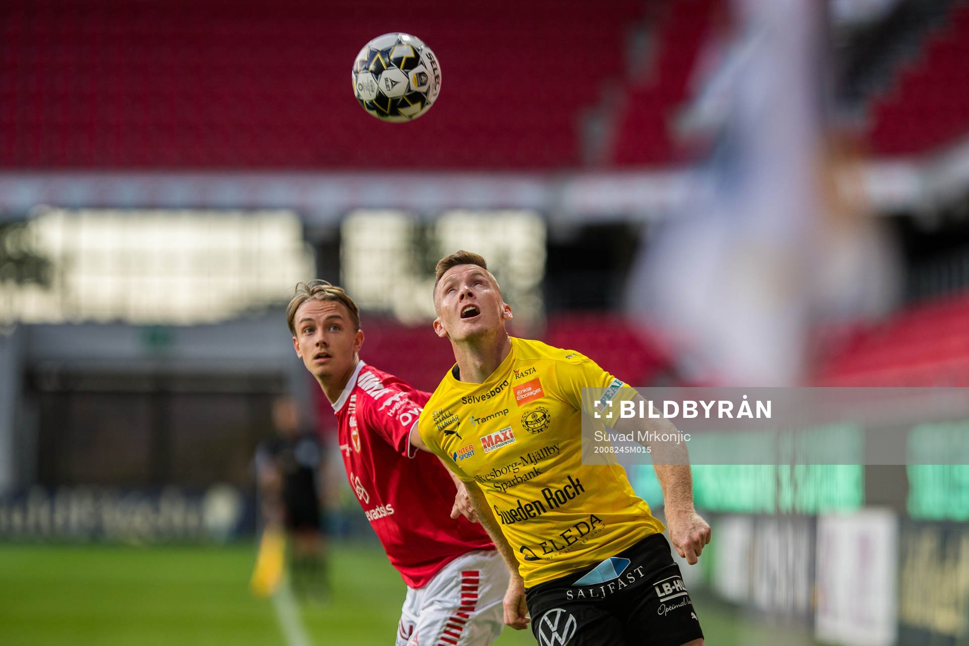 Mjällbys Viktor Agardius och Kalmars Isak Magnusson