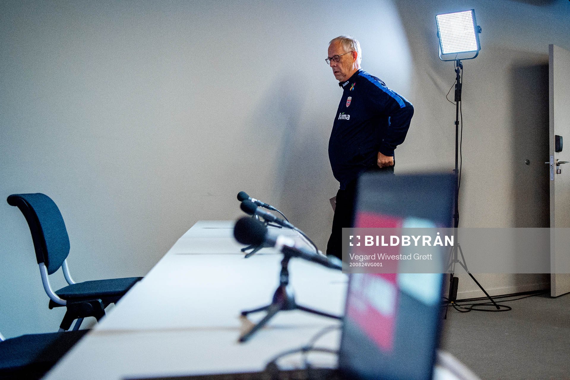 Lars Lagerbäck, head coach of Norway, presents the team