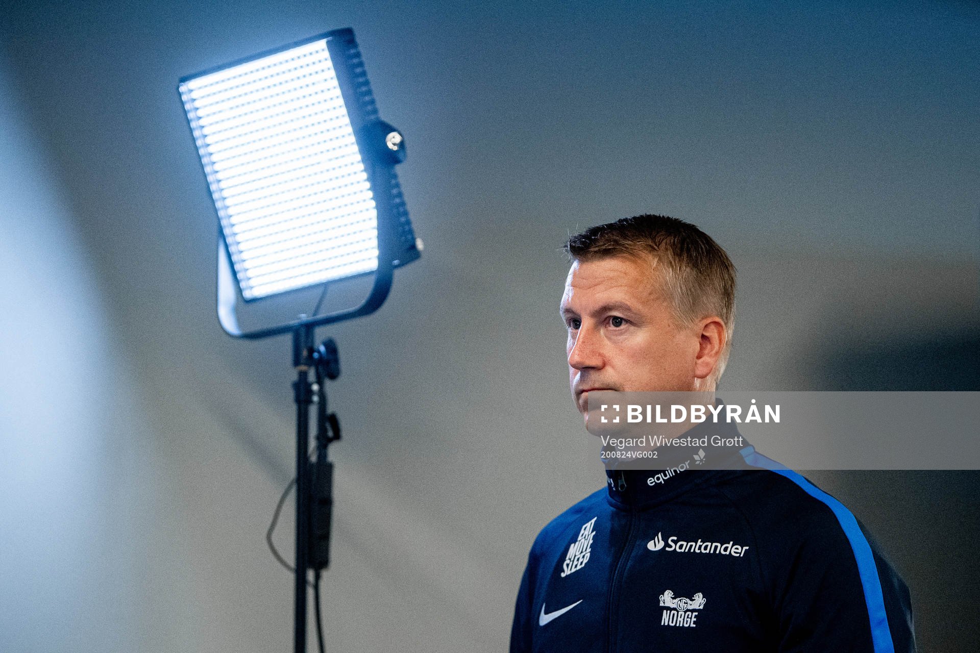 Leif Gunnar Smerud, head coach of Norway U21, presents the