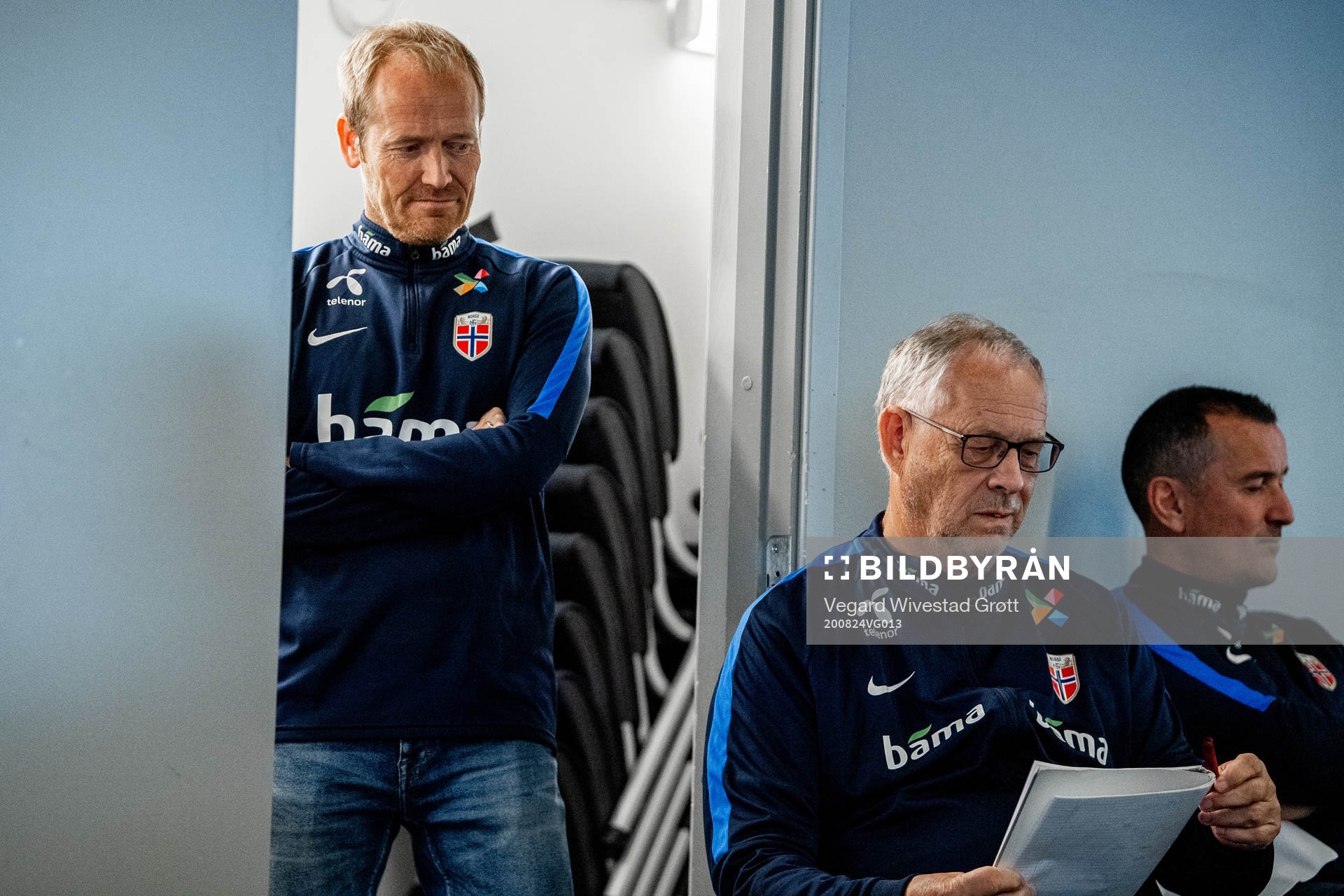 Svein Graff, head coach Lars Lagerbäck and assistant coach
