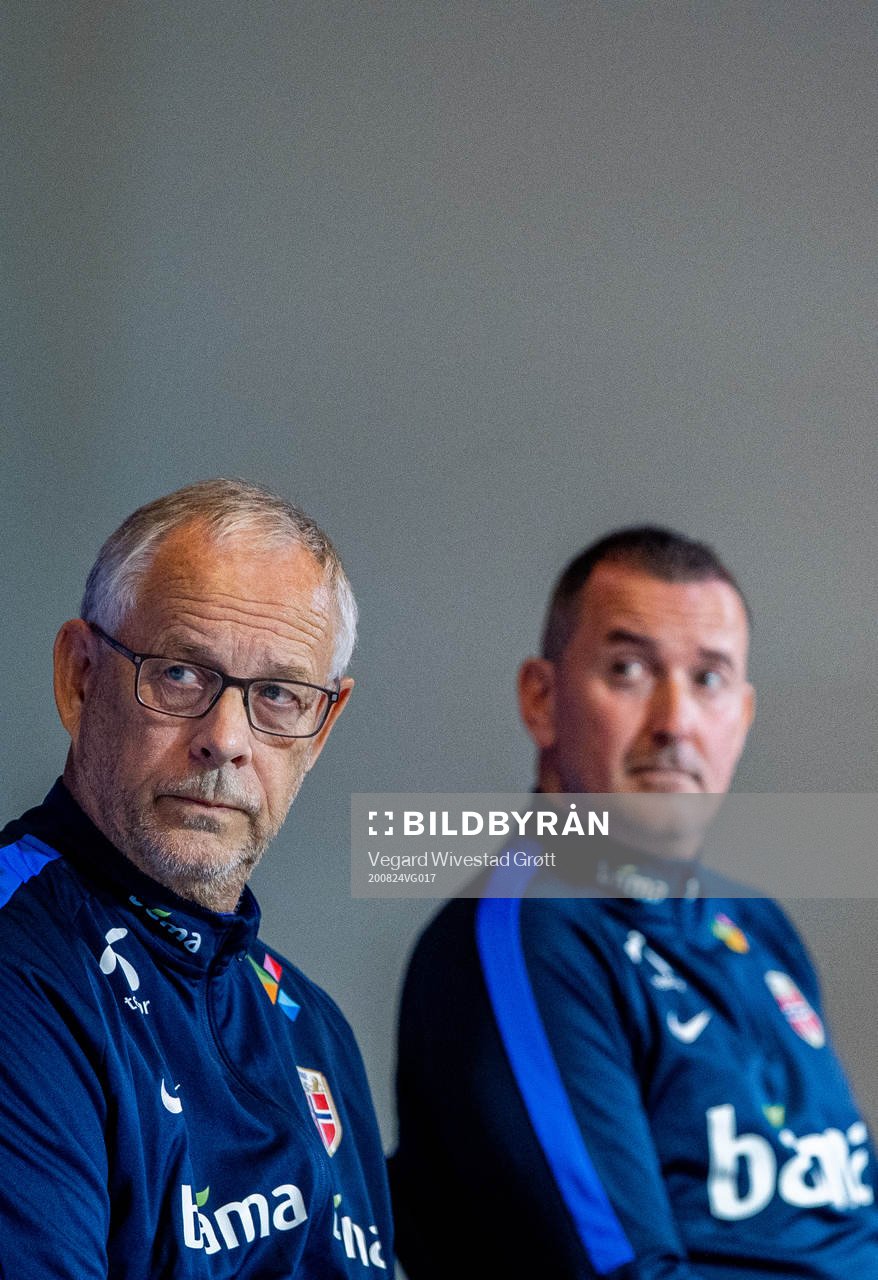 Lars Lagerbäck, head coach of Norway, and Per Joar Hansen,