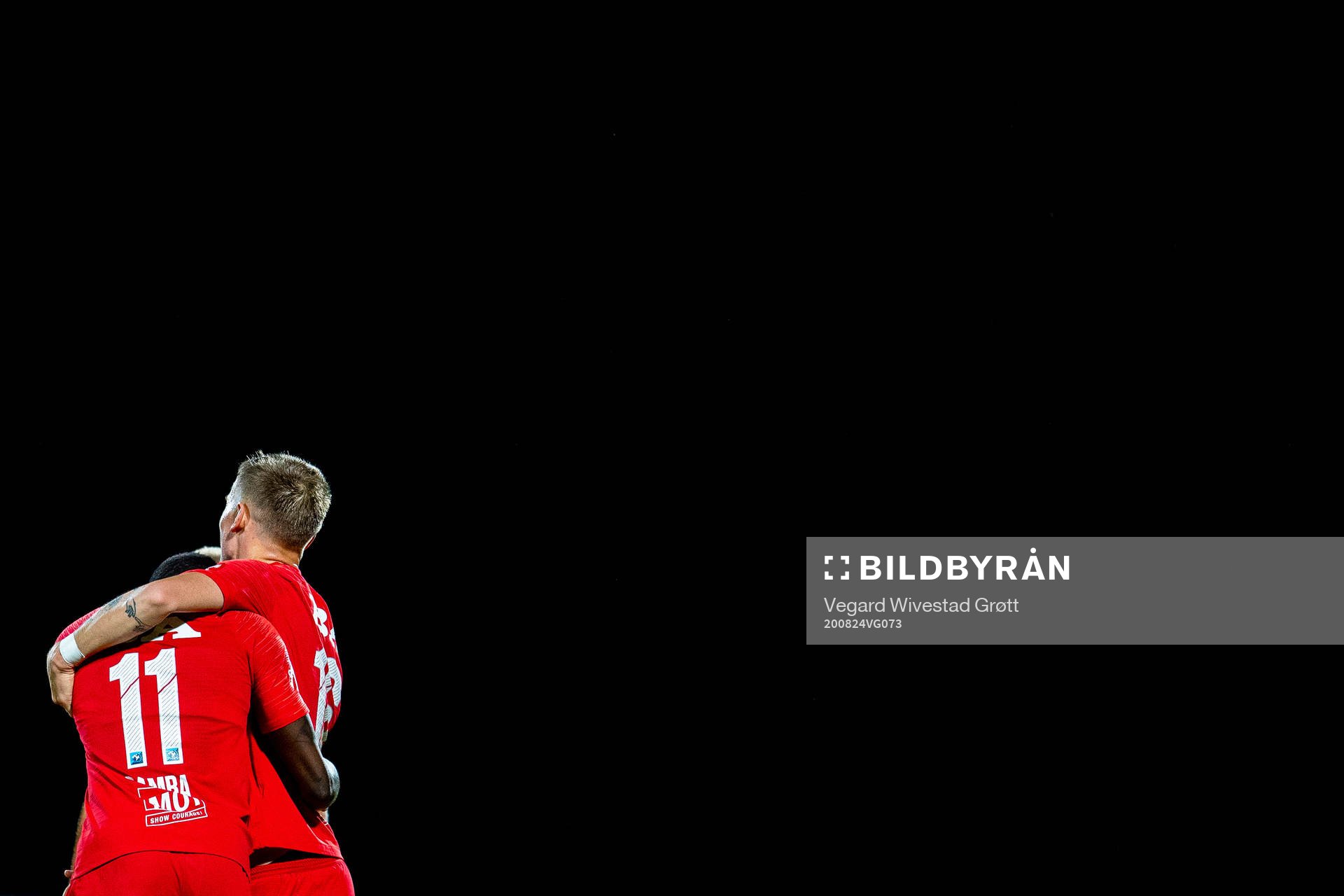 Daouda Bamba of Brann celebrates with teammate Robert Taylor