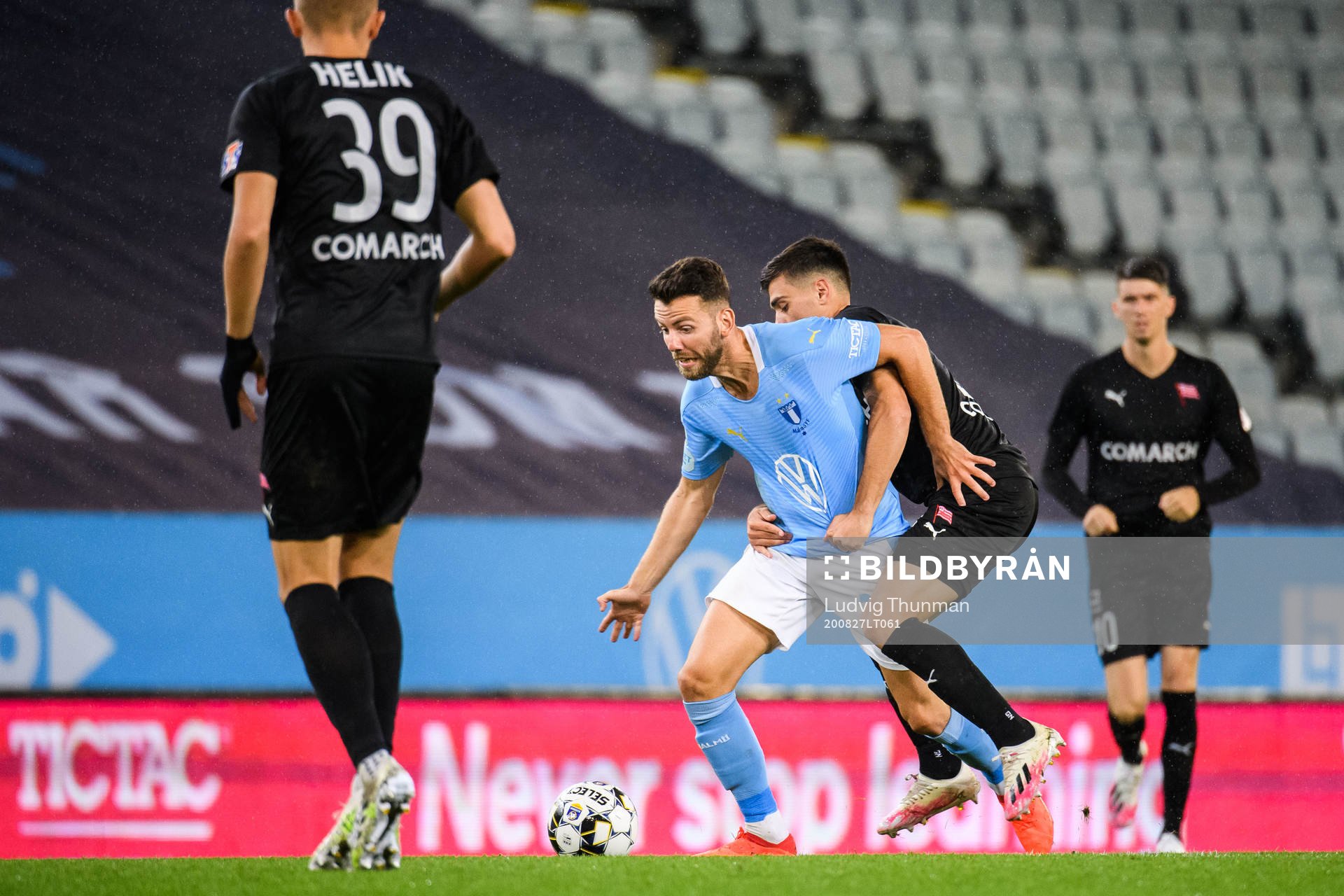 Erdal Rakip of Malmö FF and Florian Loshaj of Cracovia