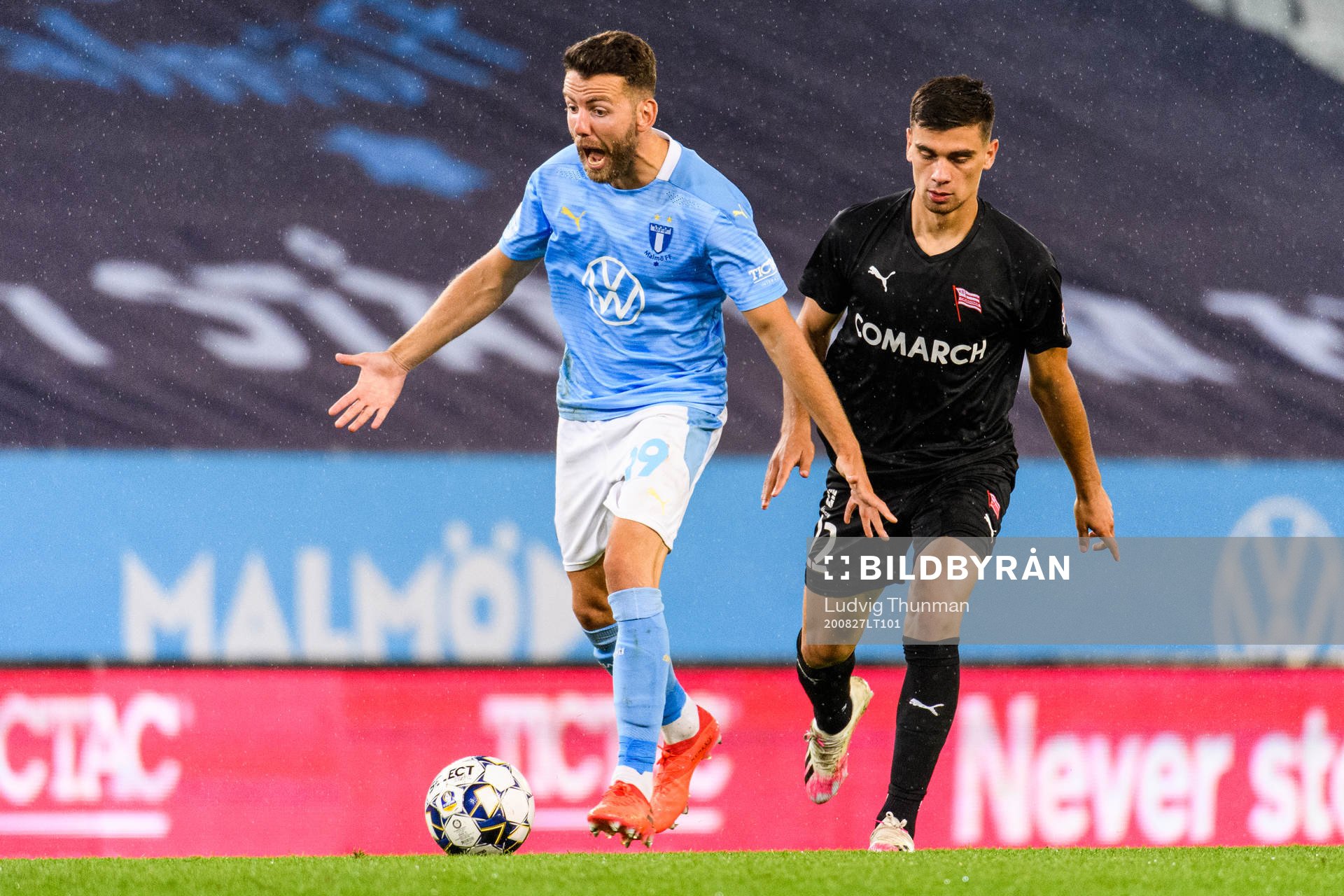 Erdal Rakip of Malmö FF and Florian Loshaj of Cracovia