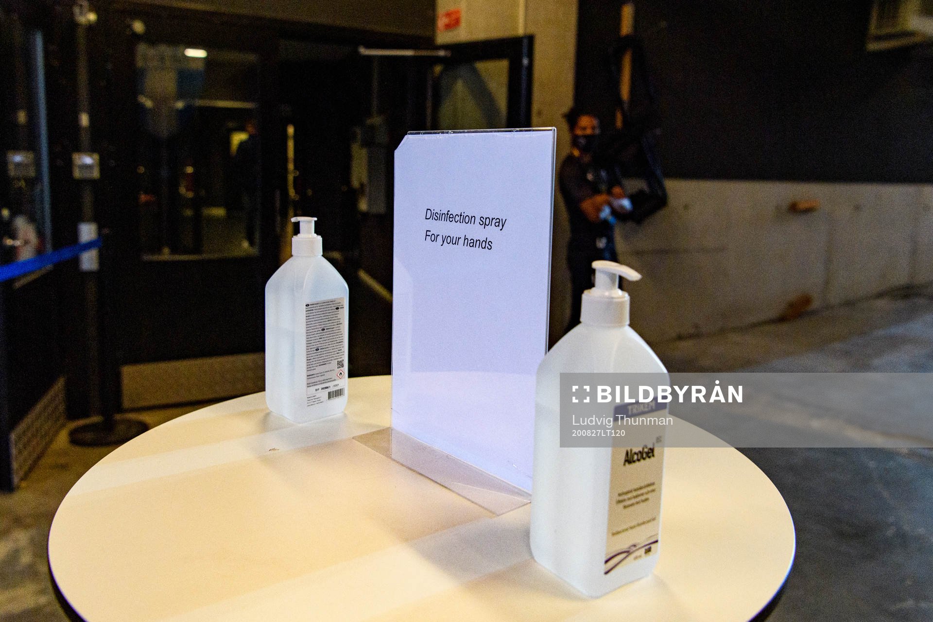 Reminders to disinfect your hands