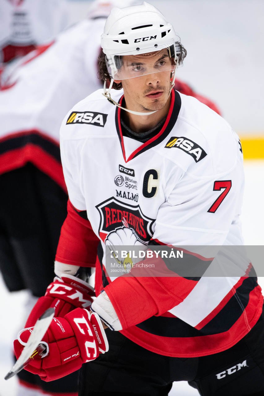 Malmö Redhawks Oliver Lauridsen på uppvärmningen innan