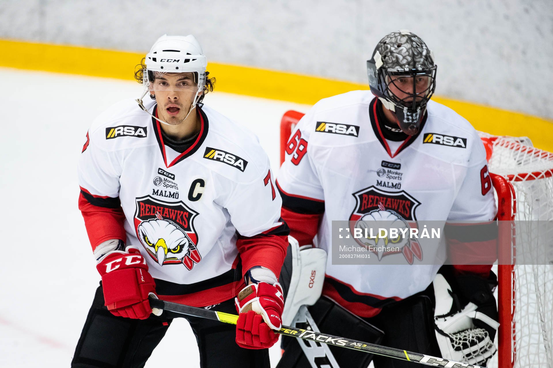 Malmö Redhawks Oliver Lauridsen och målvakt Oscar