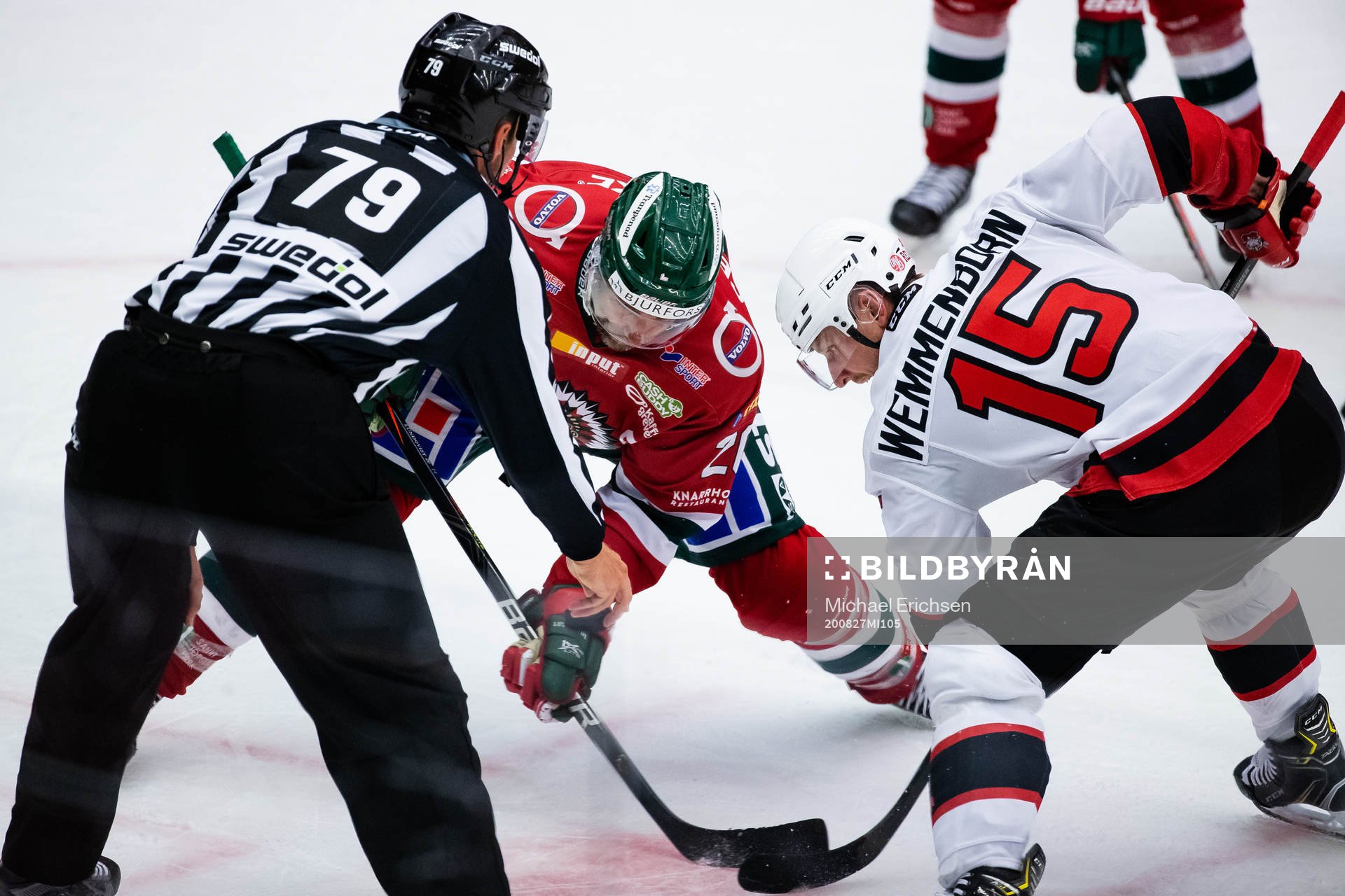 Frölundas Joel Lundqvist tekar mot Malmö Redhawks Axel