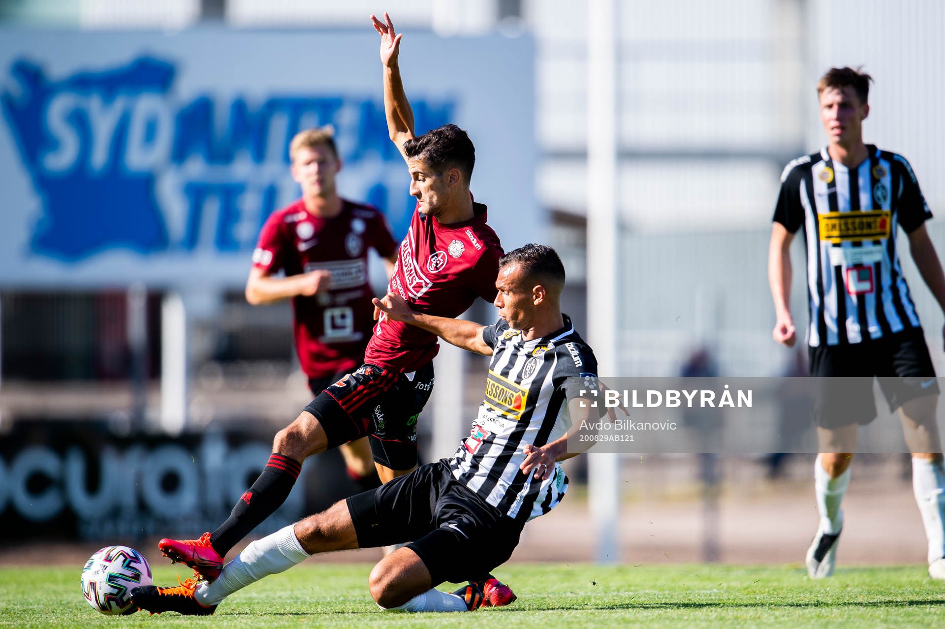 Landskronas Sumar Almadjed och Assyriska Noah Shamoun
