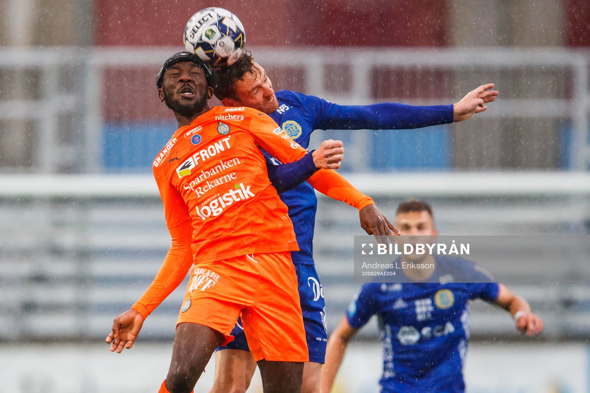 AFC Eskilstunas Chidi Dauda Omeje och. Sundsvalls David