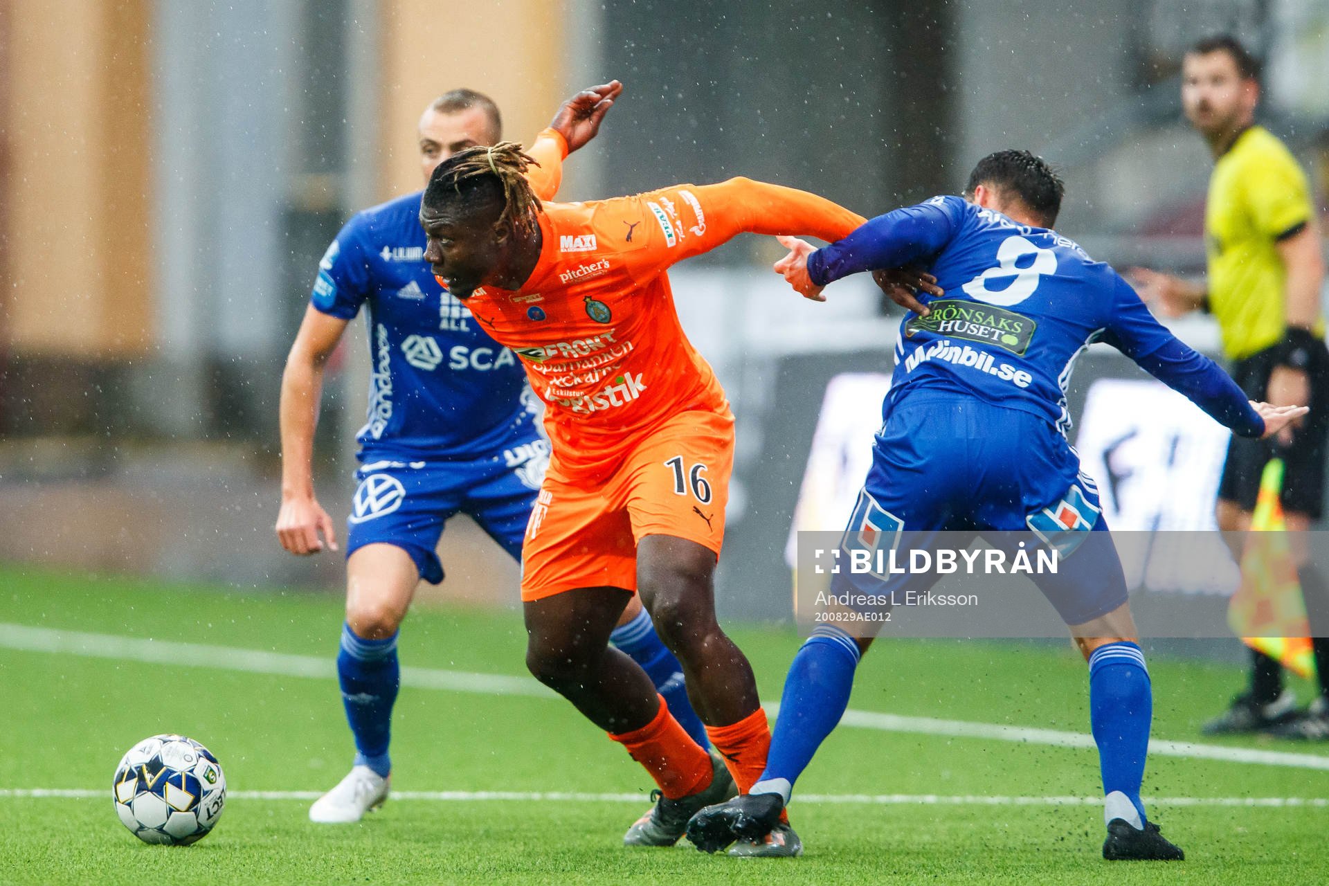 AFC Eskilstunas Onyedikachukwu Samuel Nnamani och