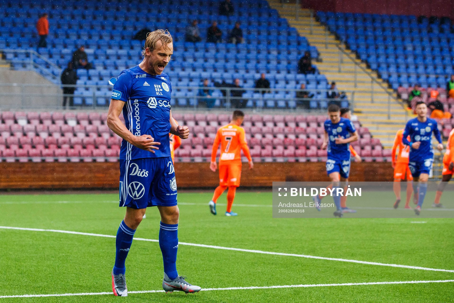 Sundsvalls Pontus Engblom jublar