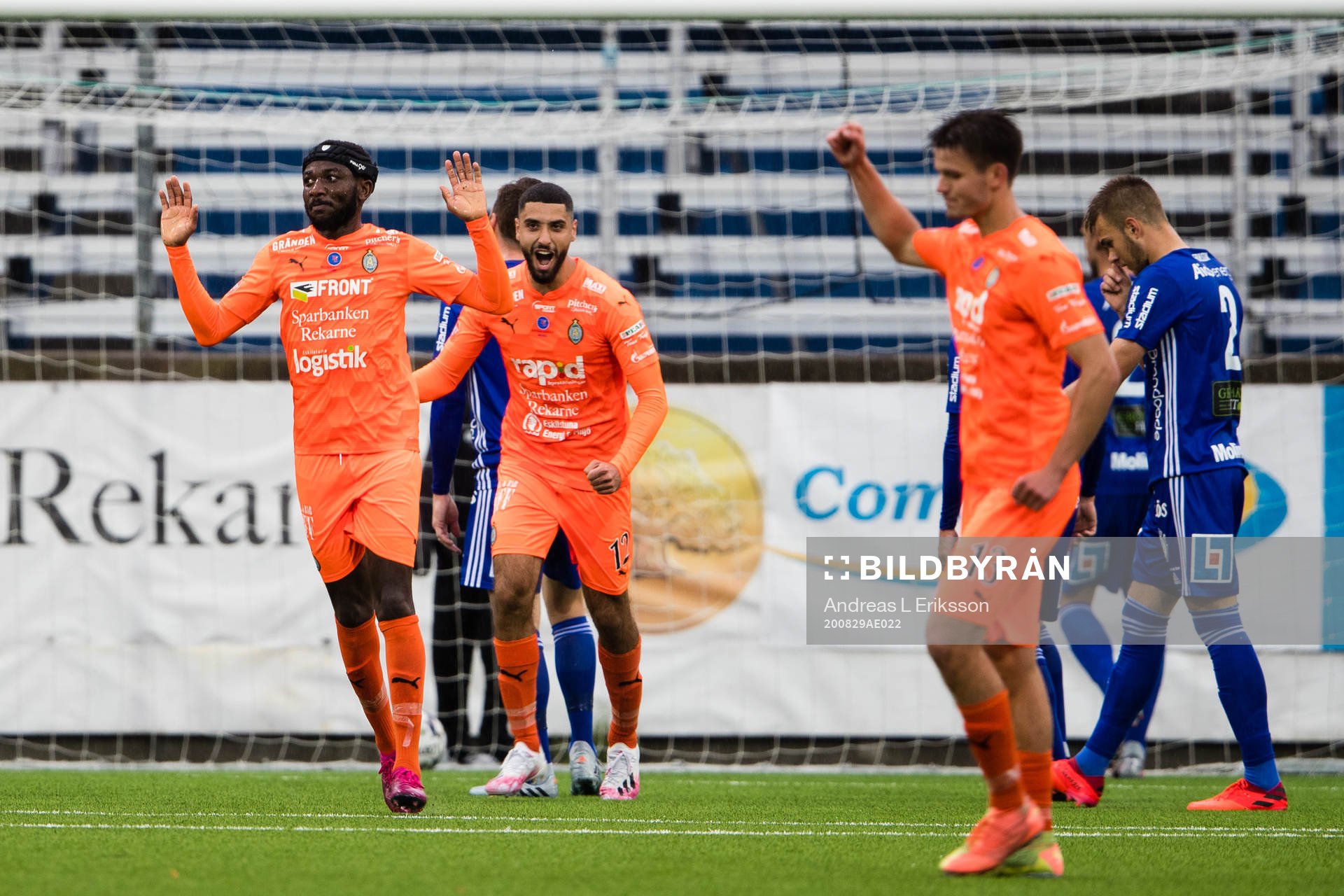 AFC Eskilstunas Chidi Dauda Omeje jublar