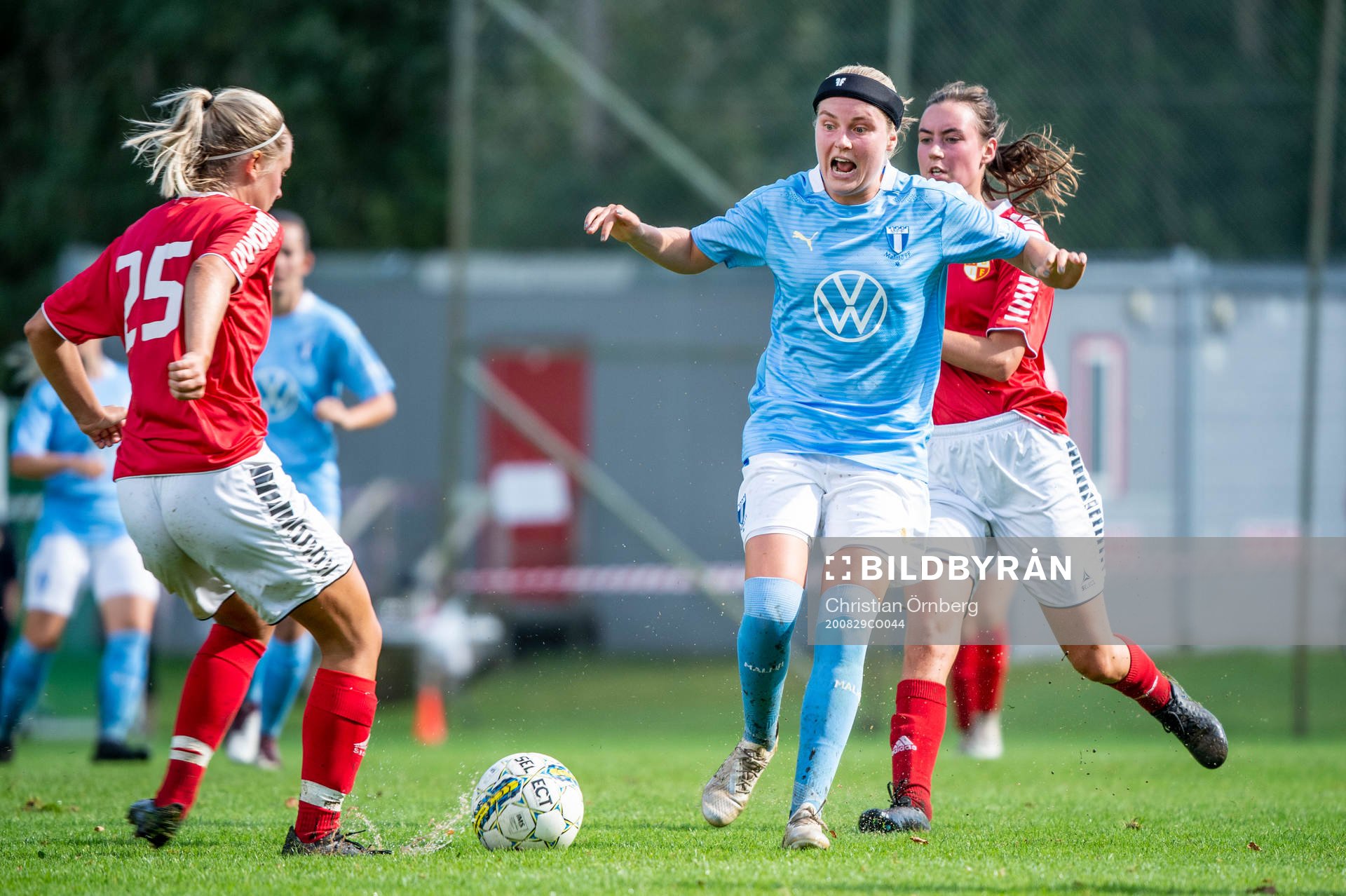 Klågerups Elin Mjörnman mot Malmö FFs Rebecka Holm