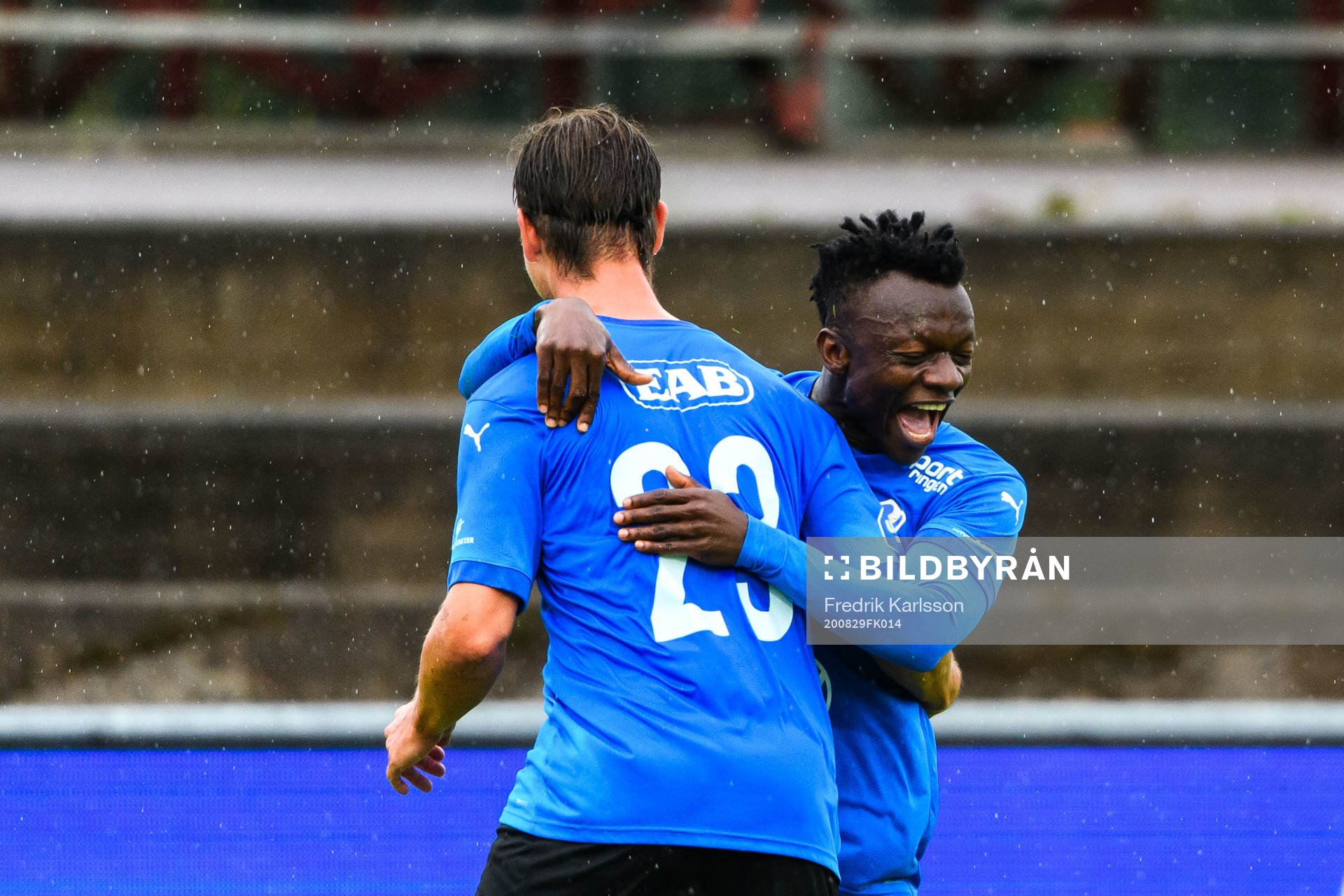 Halmstads Thomas Boakye jublar efter 0-1 under fotbollsmatchen i Superettan mellan Degerfors och Halmstad den 29 augusti 2020 i Degerfors.